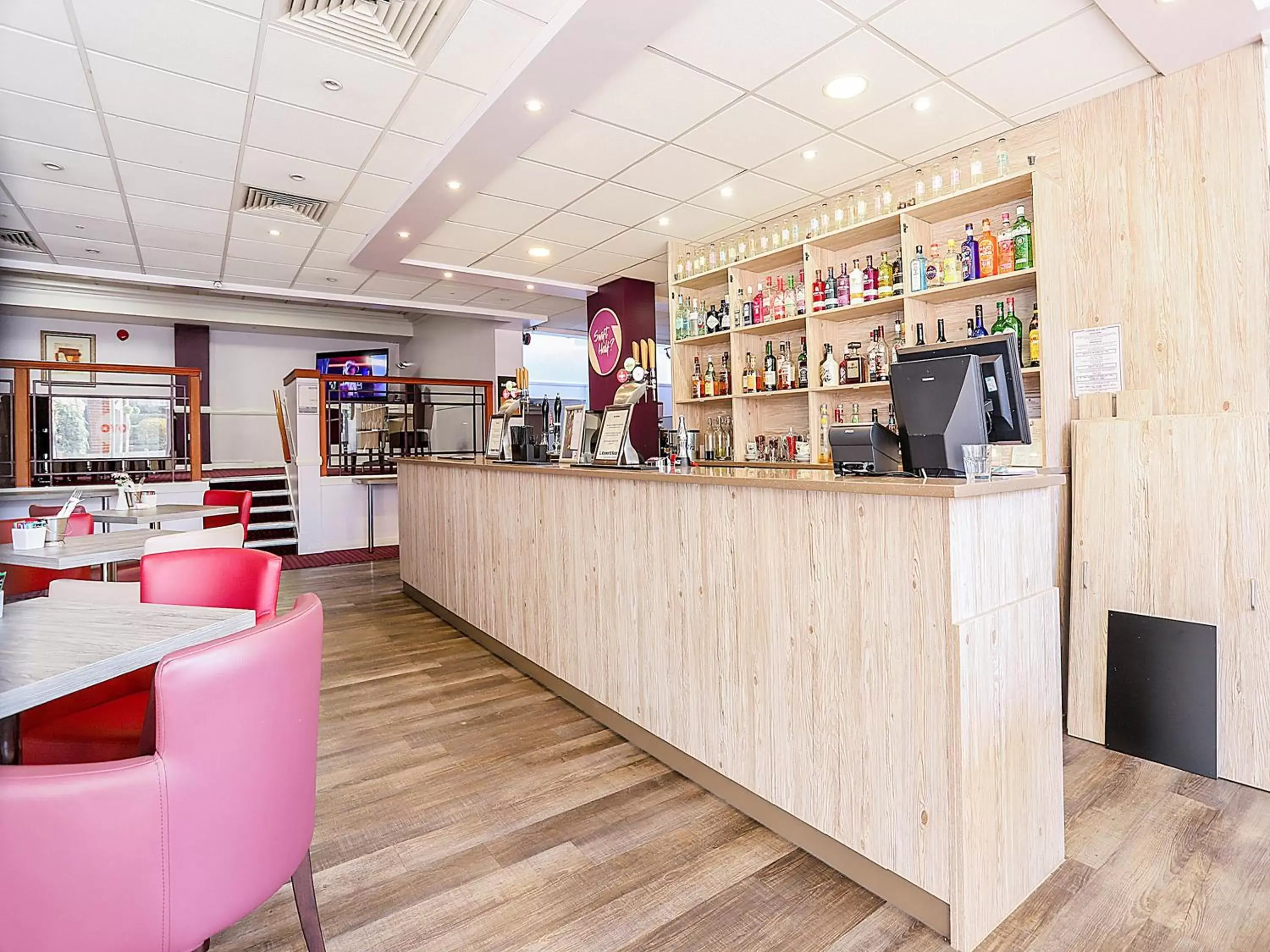 Restaurant/places to eat in Kegworth Hotel & Conference Centre
