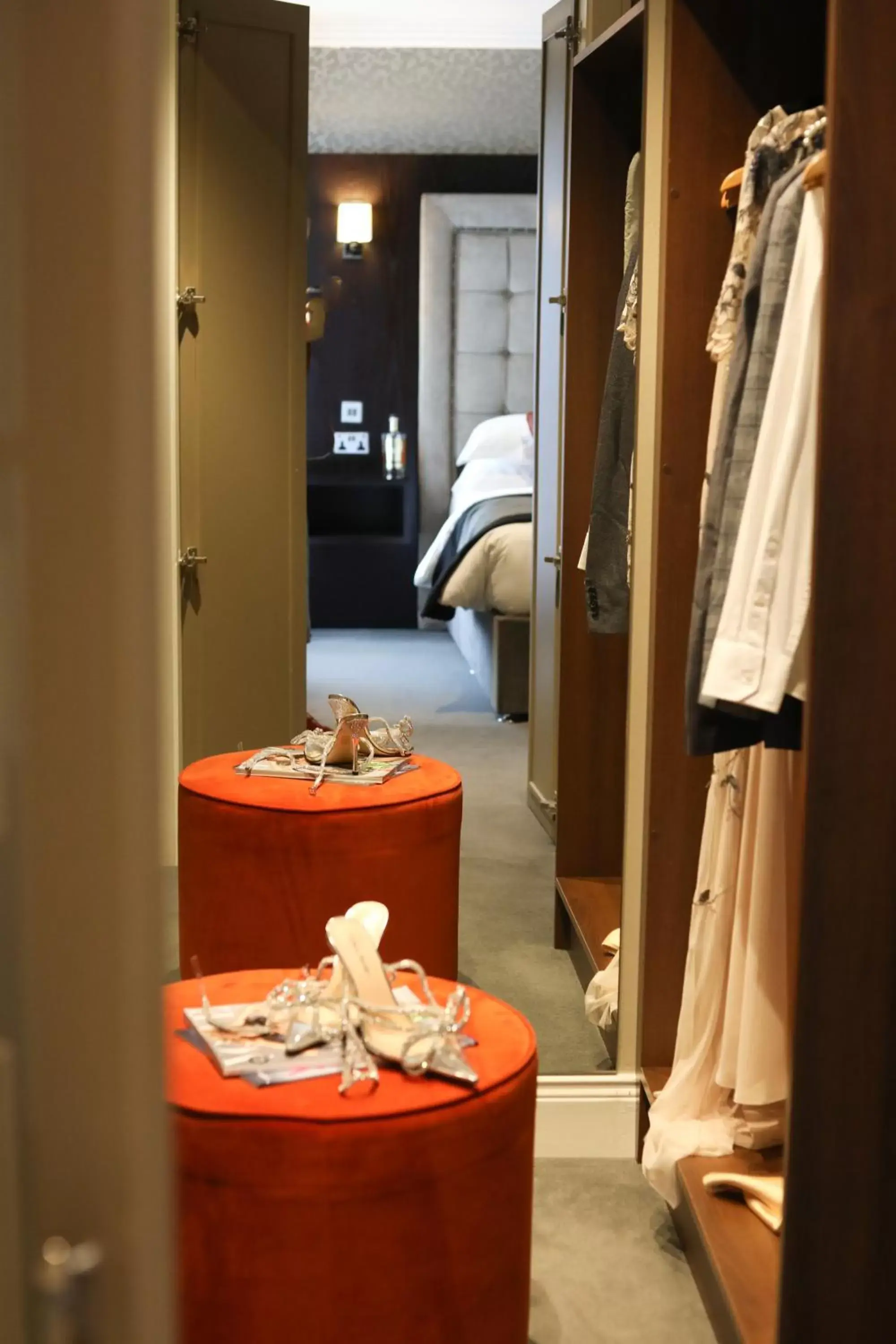 wardrobe, Bathroom in Killarney Oaks Hotel