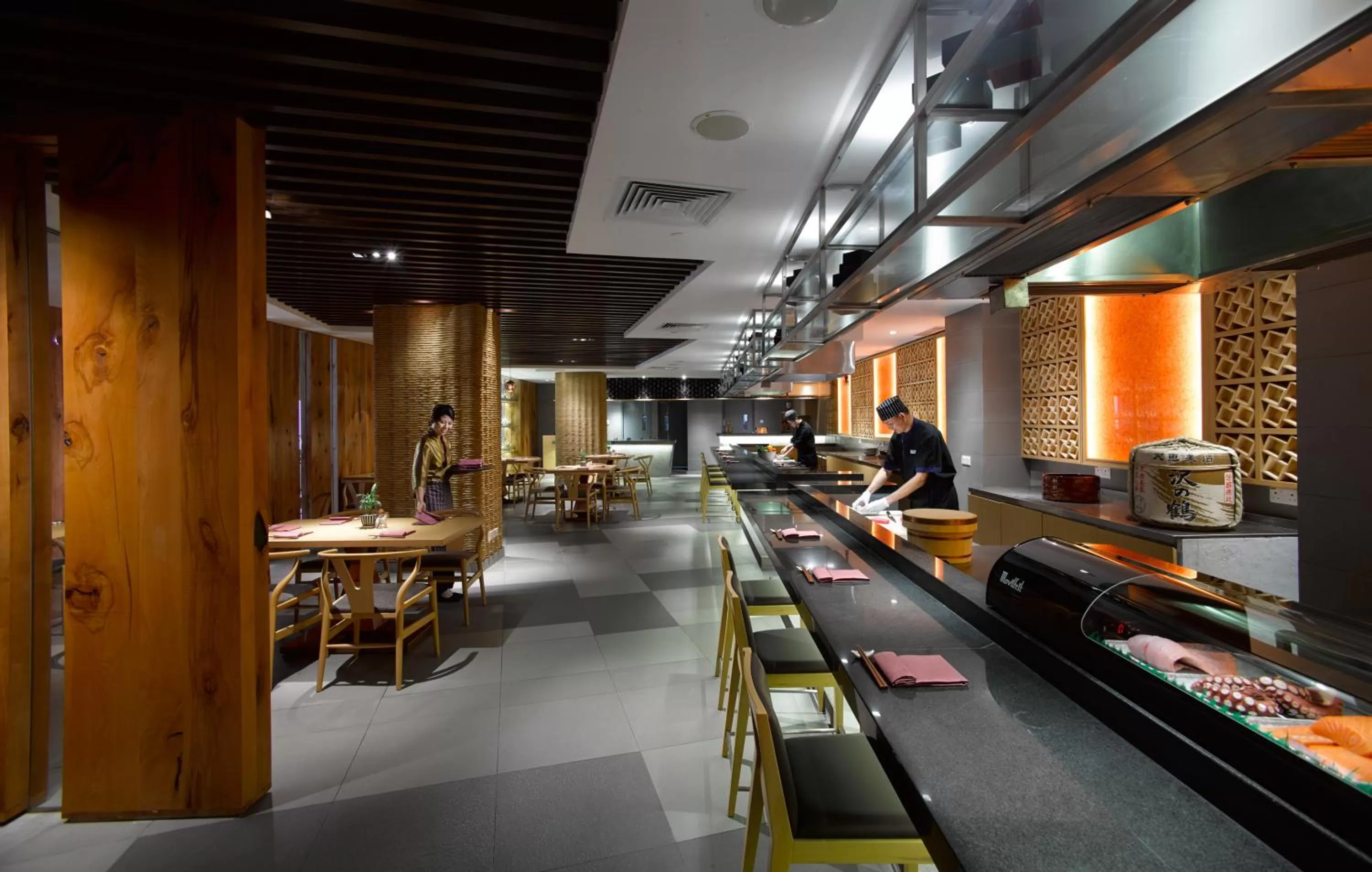 Restaurant/places to eat in PARKROYAL Yangon