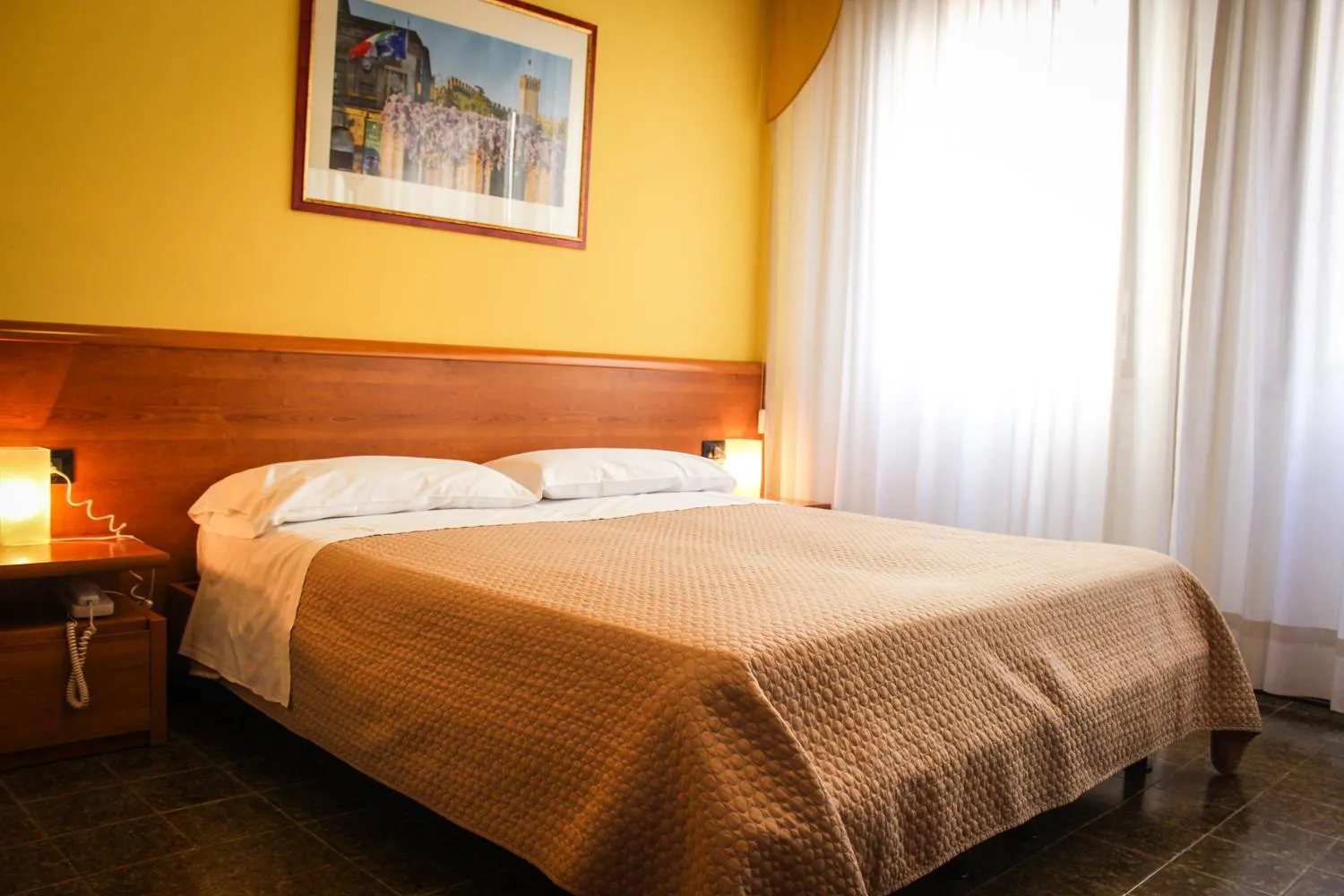 Bed in Hotel Centrale