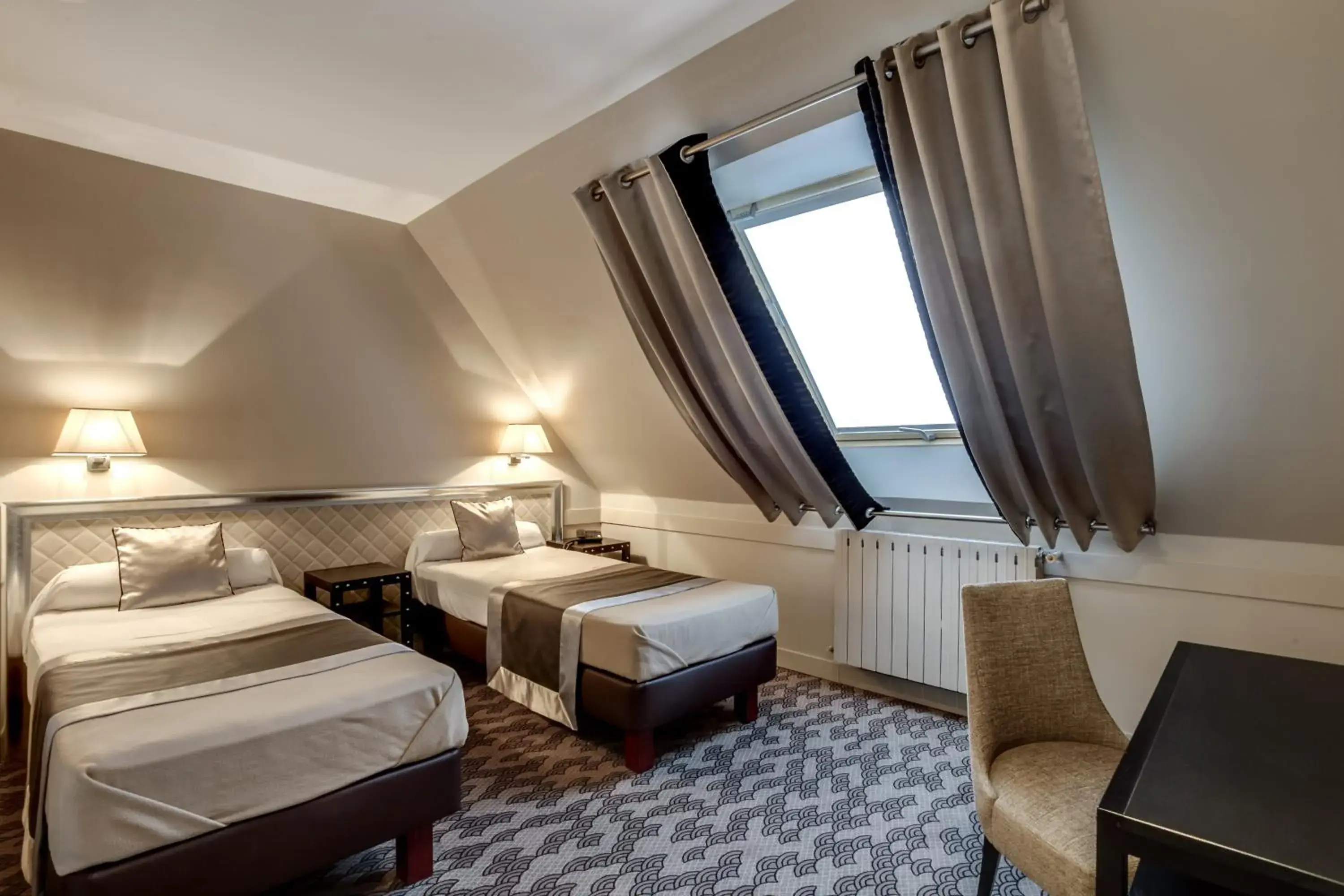 Bedroom, Bed in Hotel d'Amiens Bedroom, Bed in Hotel d'Amiens