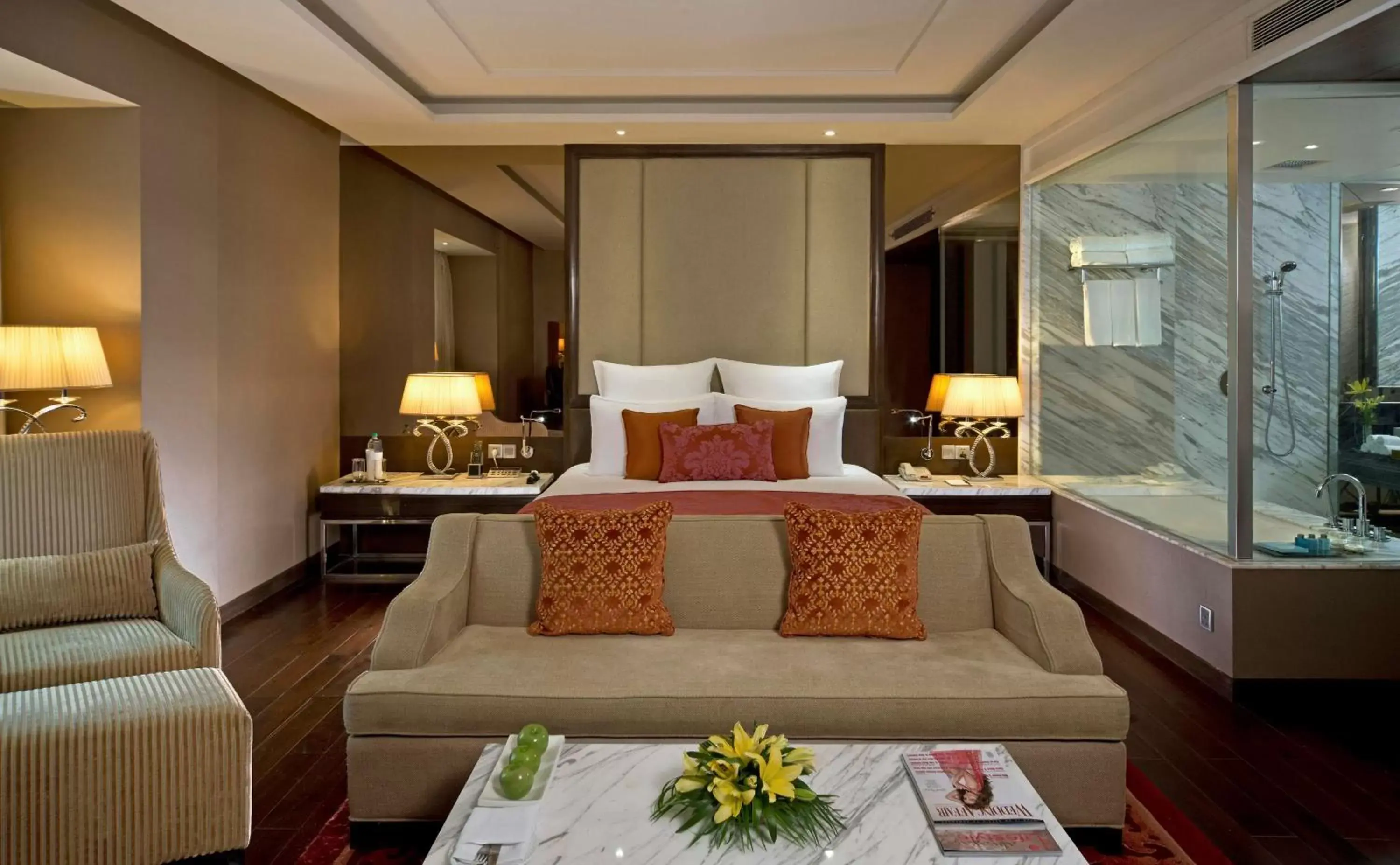 Photo of the whole room, Bed in Radisson Blu Jaipur