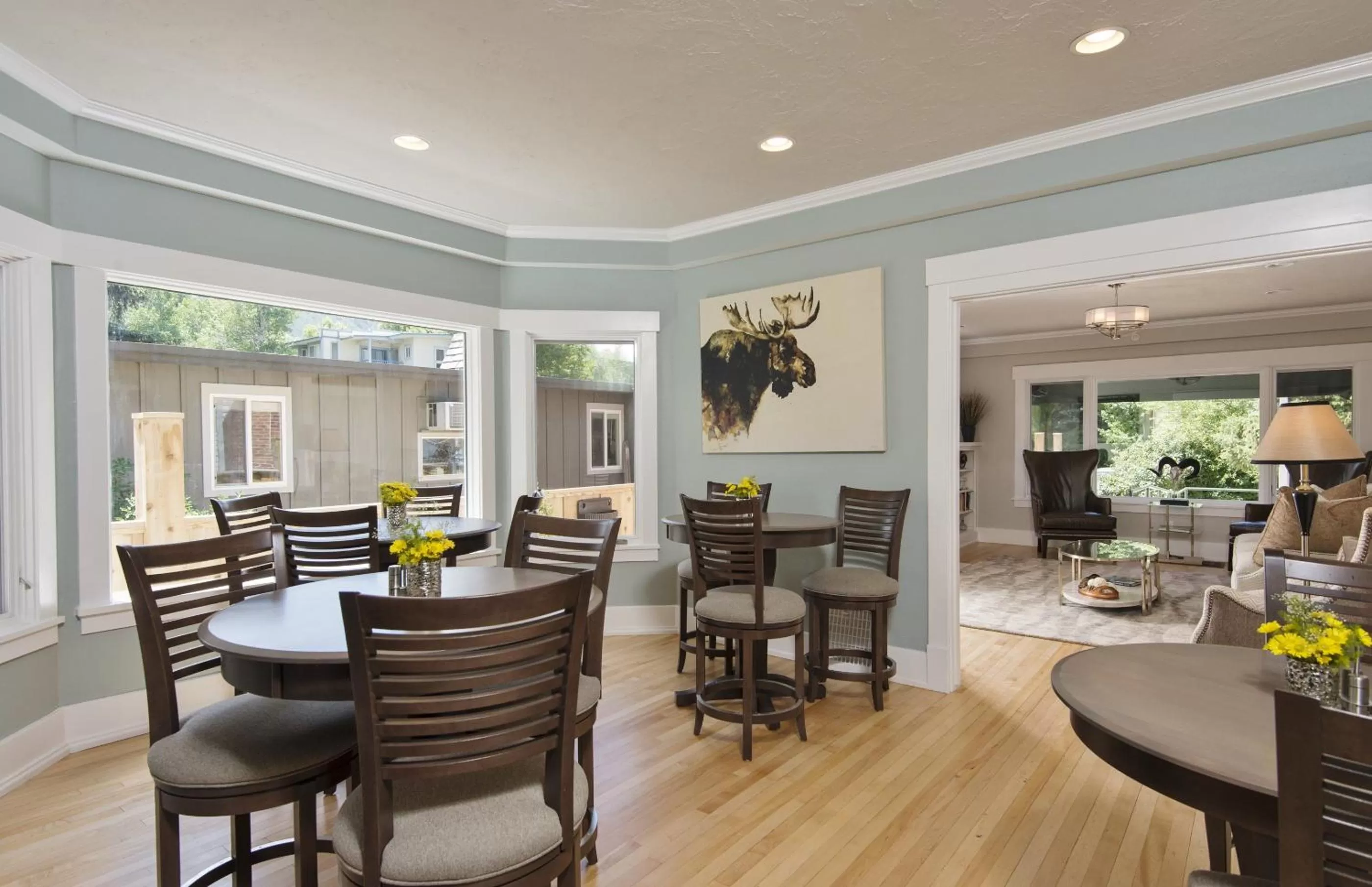 Restaurant/places to eat, Dining Area in Huff House Inn and Cabins