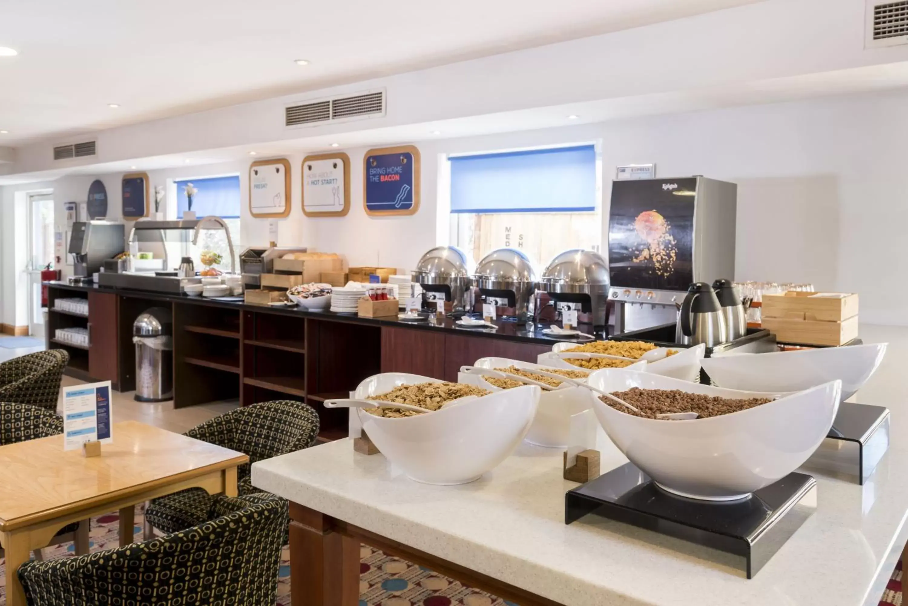 Restaurant/places to eat in Holiday Inn Express Birmingham Star City by IHG Restaurant/places to eat in Holiday Inn Express Birmingham Star City by IHG