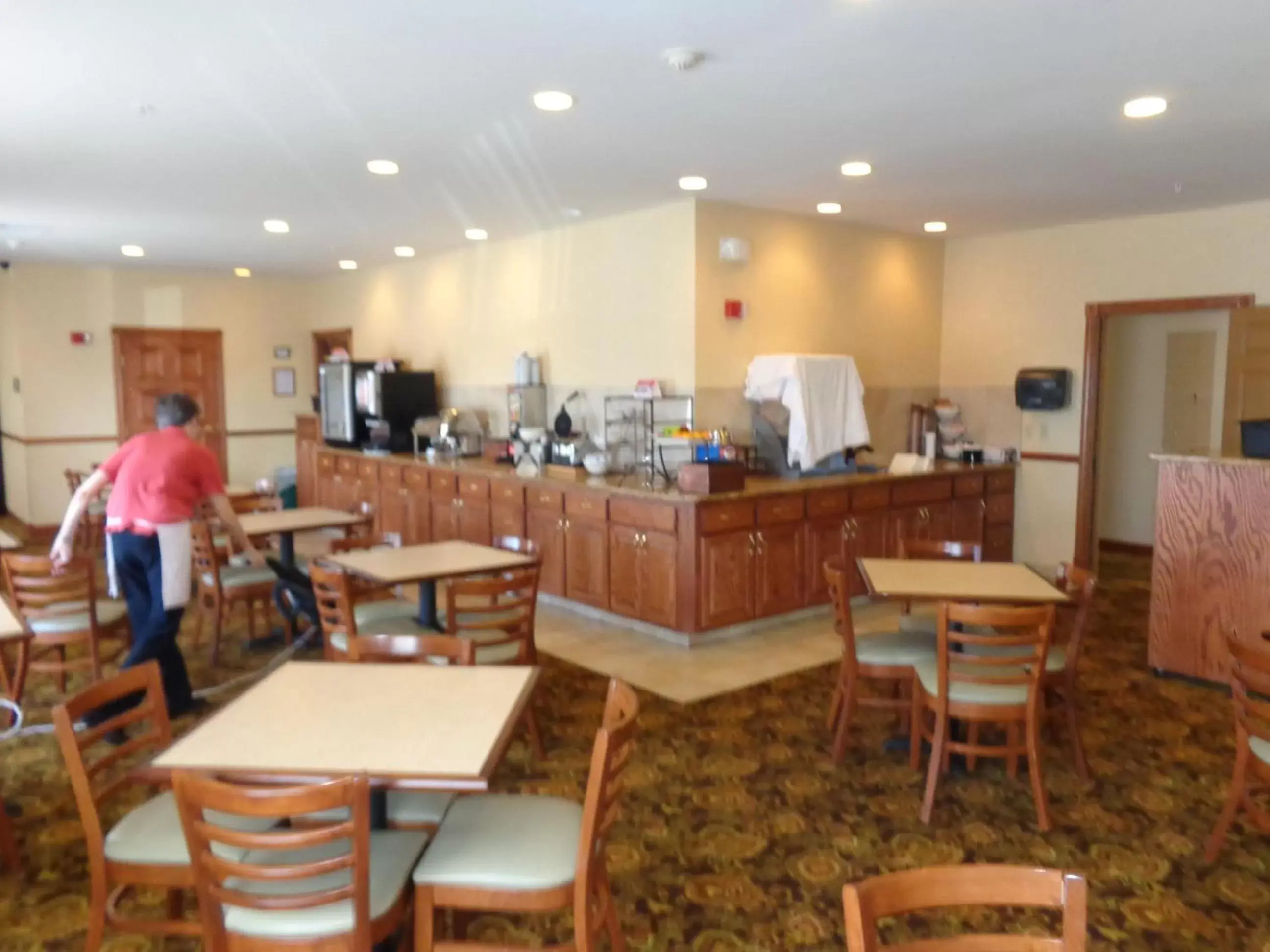 Area and facilities, Restaurant/Places to Eat in Country Inn & Suites by Radisson, Forest Lake, MN