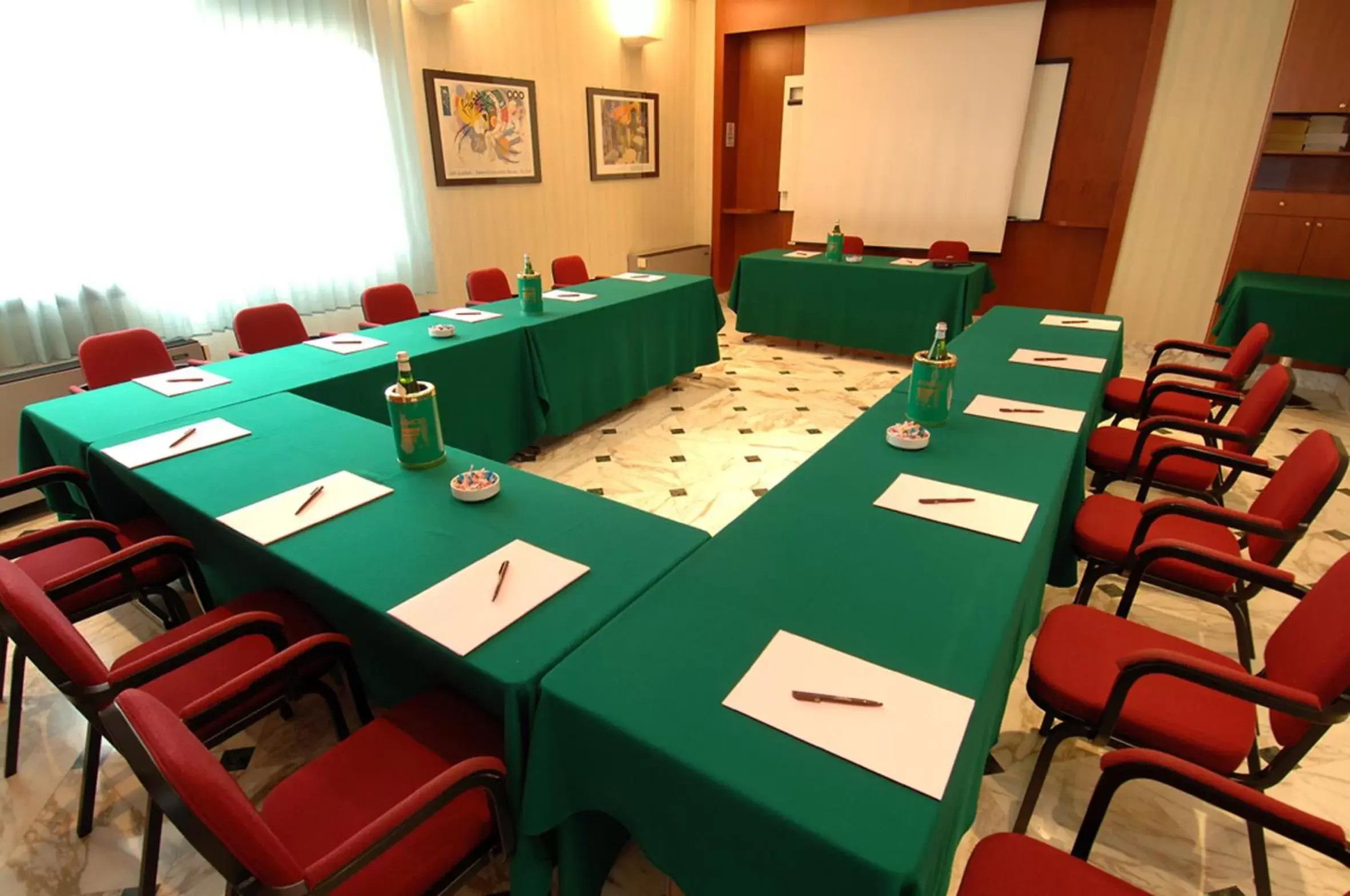 Business facilities in Abacus Hotel