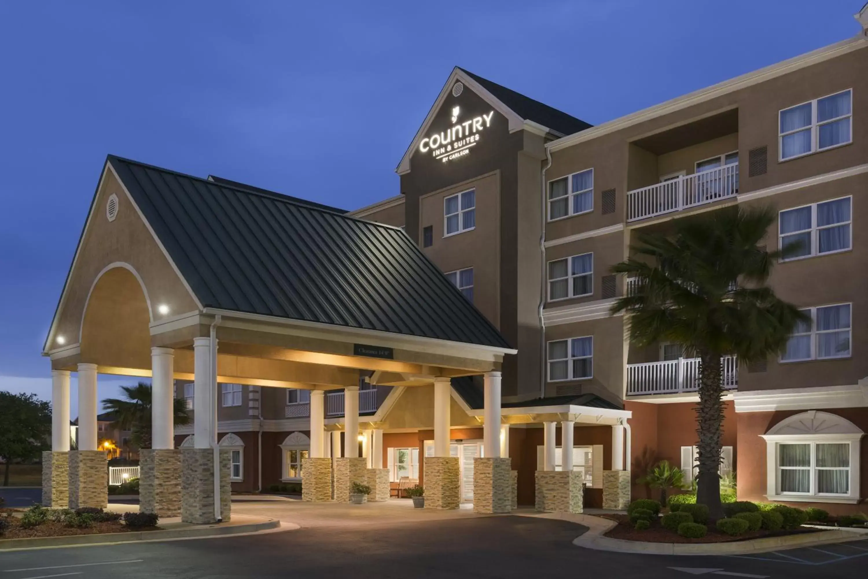 Facade/entrance, Property Building in Country Inn & Suites by Radisson, Panama City Beach, FL