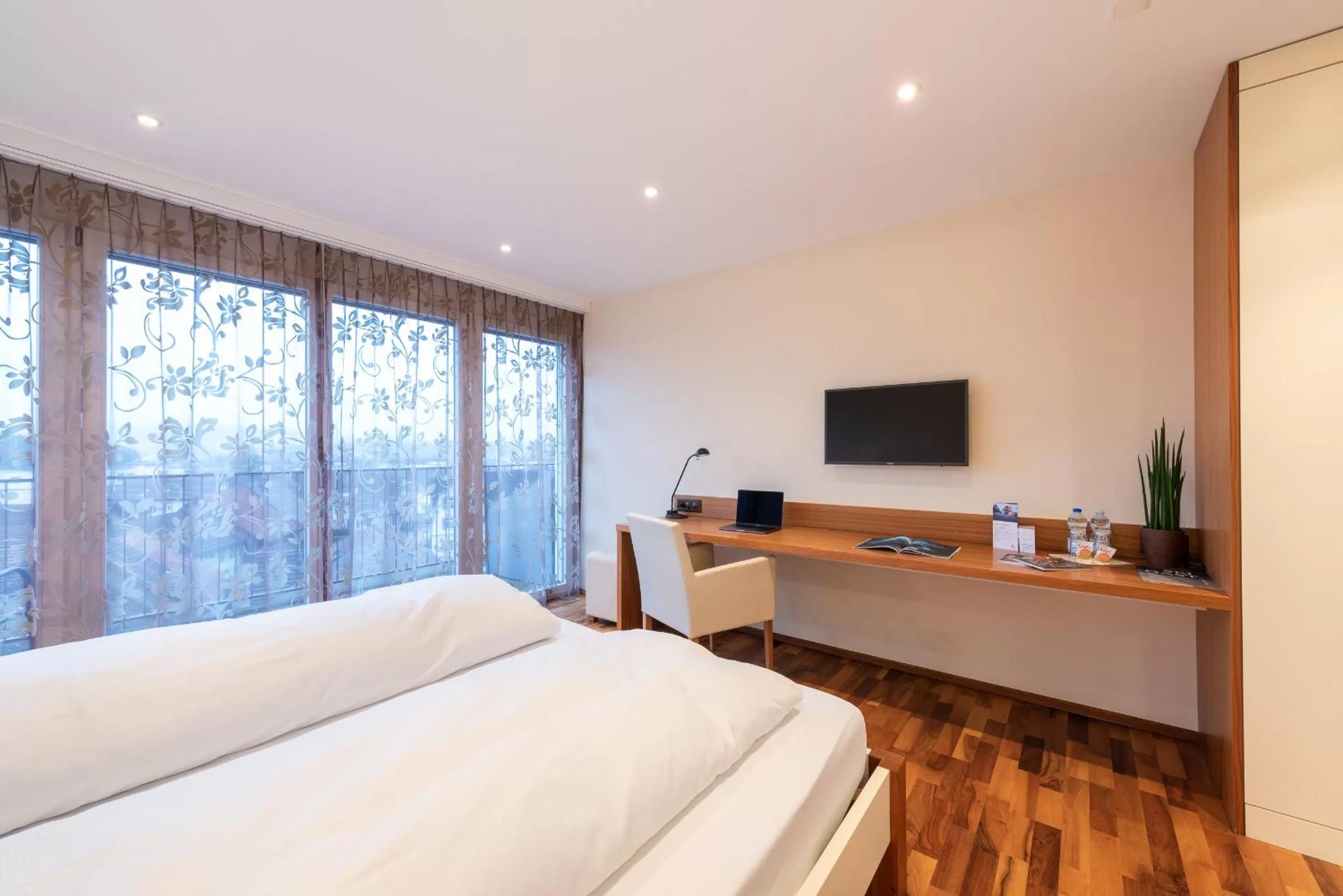 Bed in Hotel Rössli