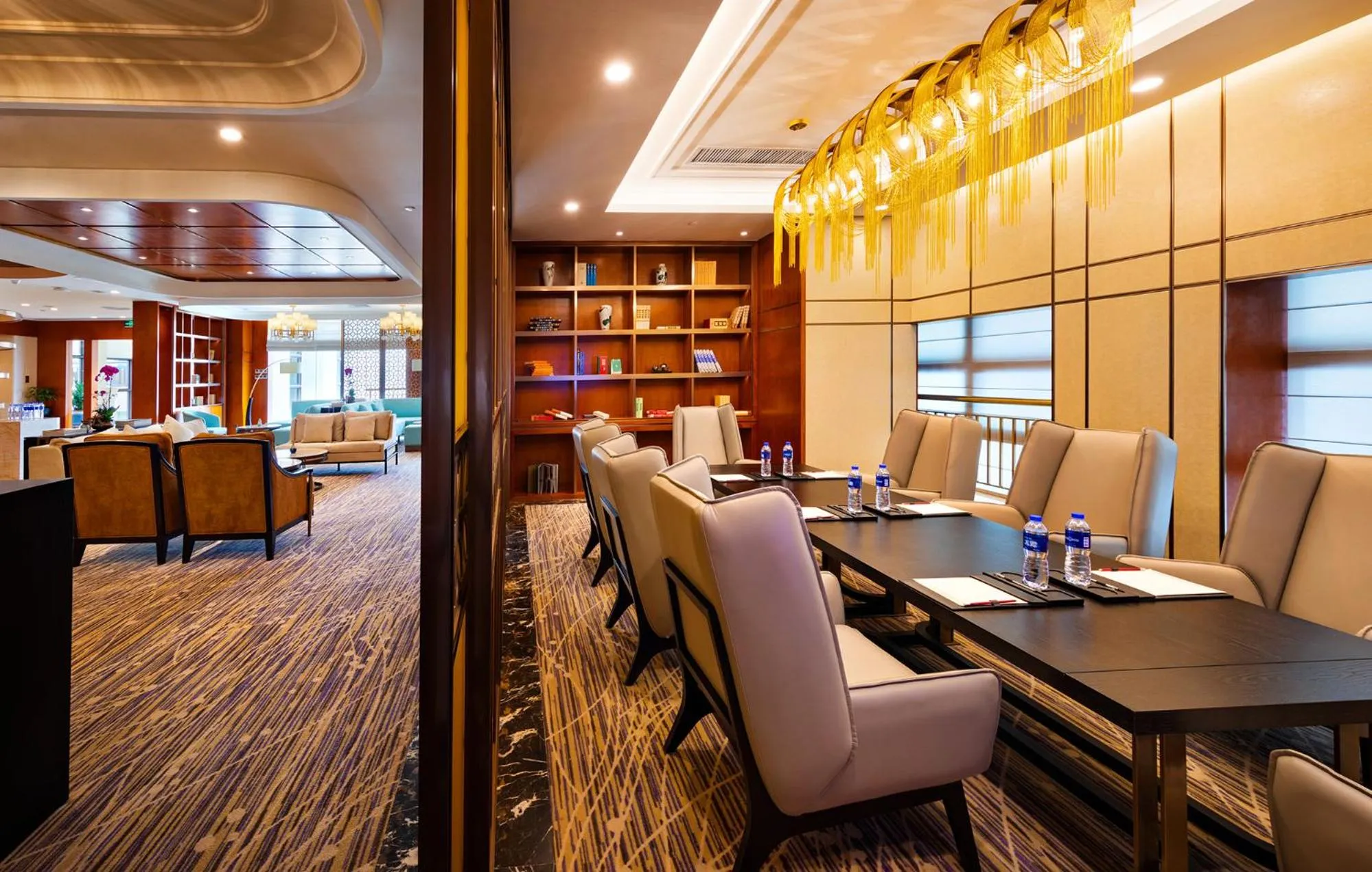 Seating area in Good View Hotel Tangxia - 15 mins drive from Dongguan South Railway Station