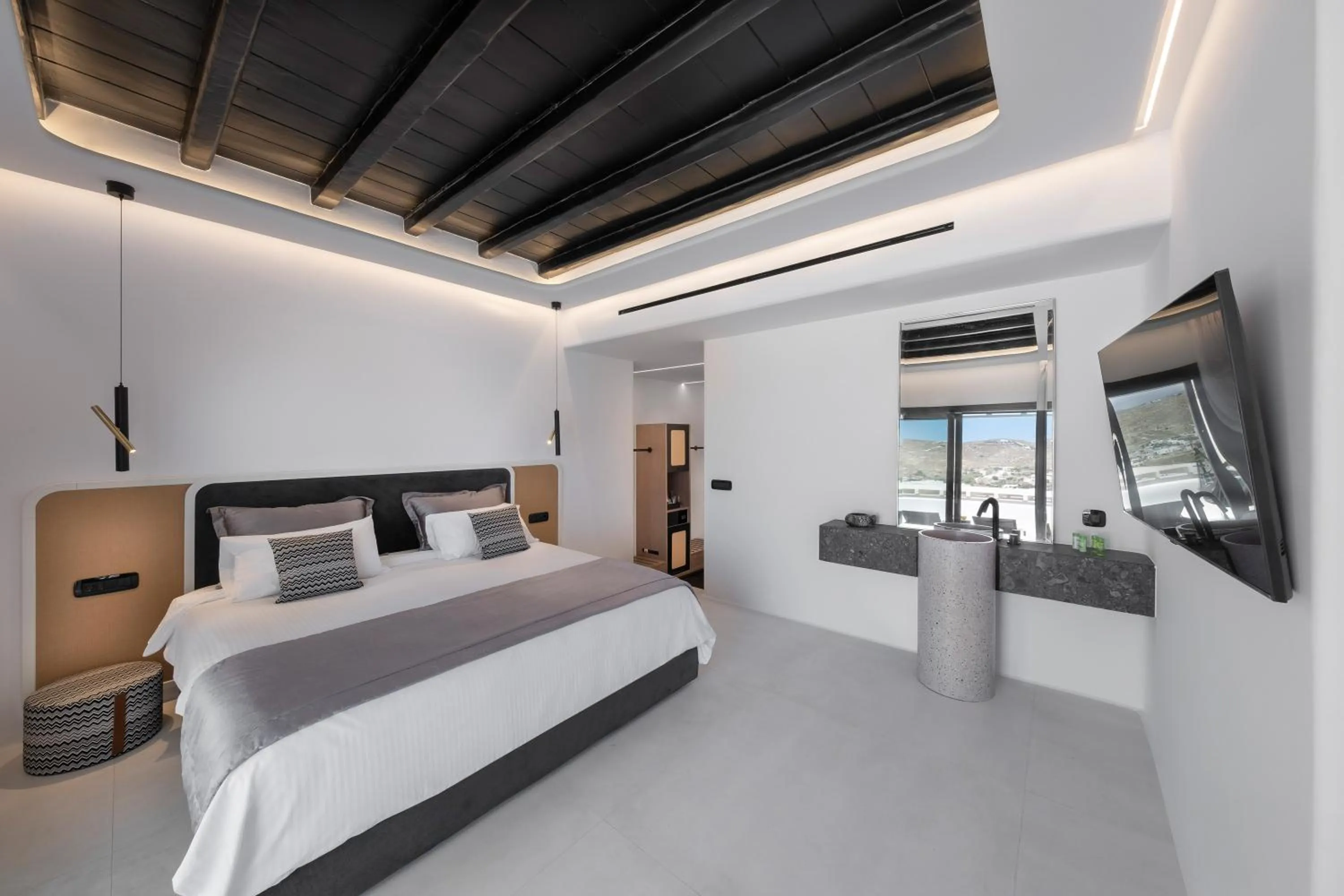 Bed in Deliades Hotel