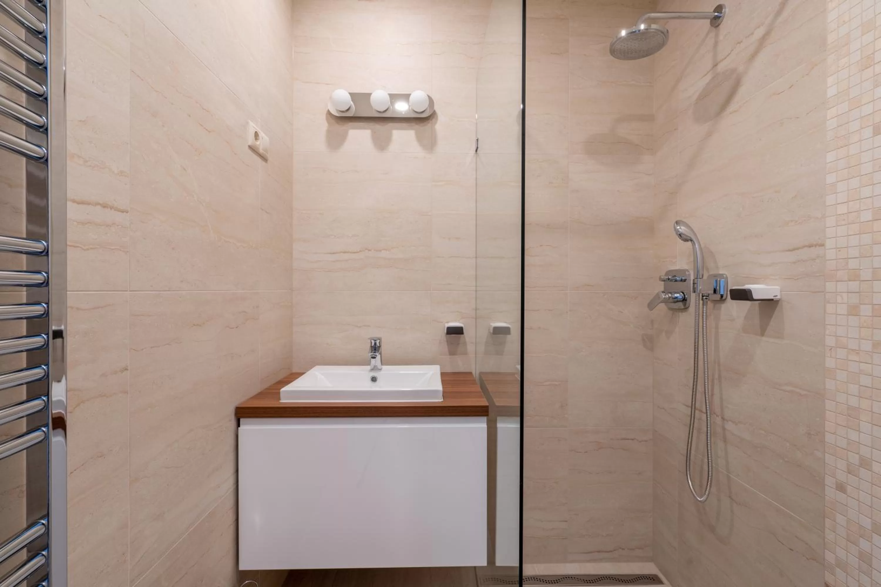 DorEsz Wellness Panzió