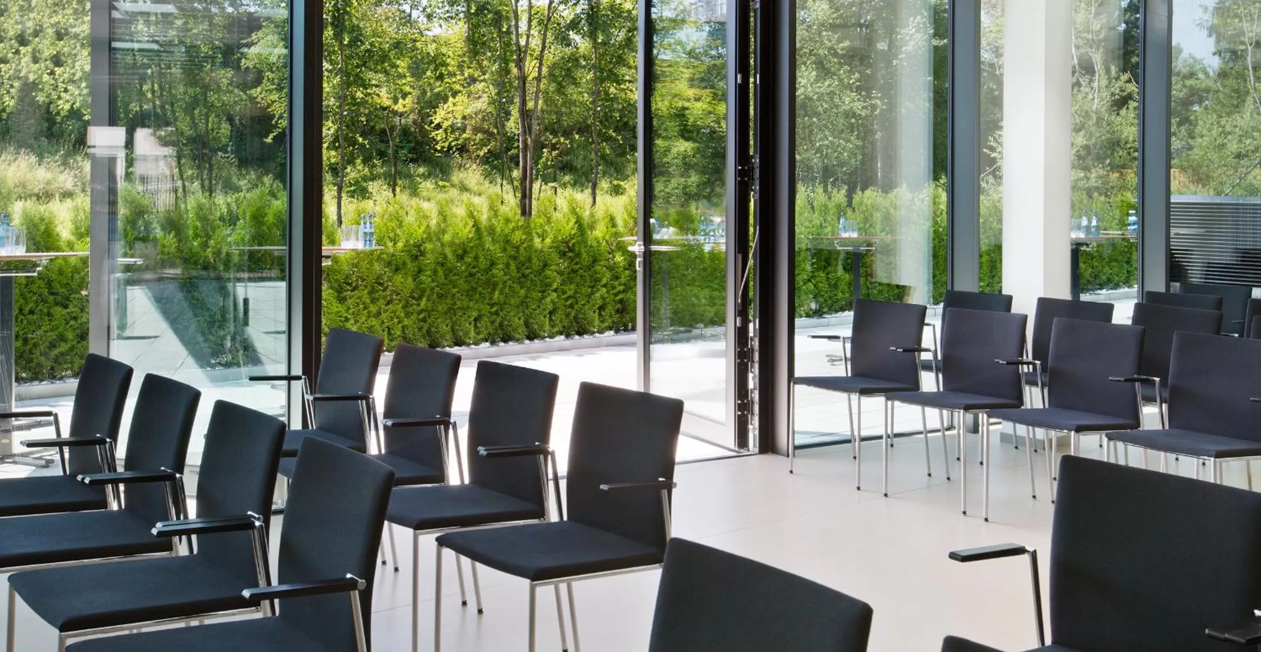 Meeting/conference room in COOL MAMA Hotel Salzburg