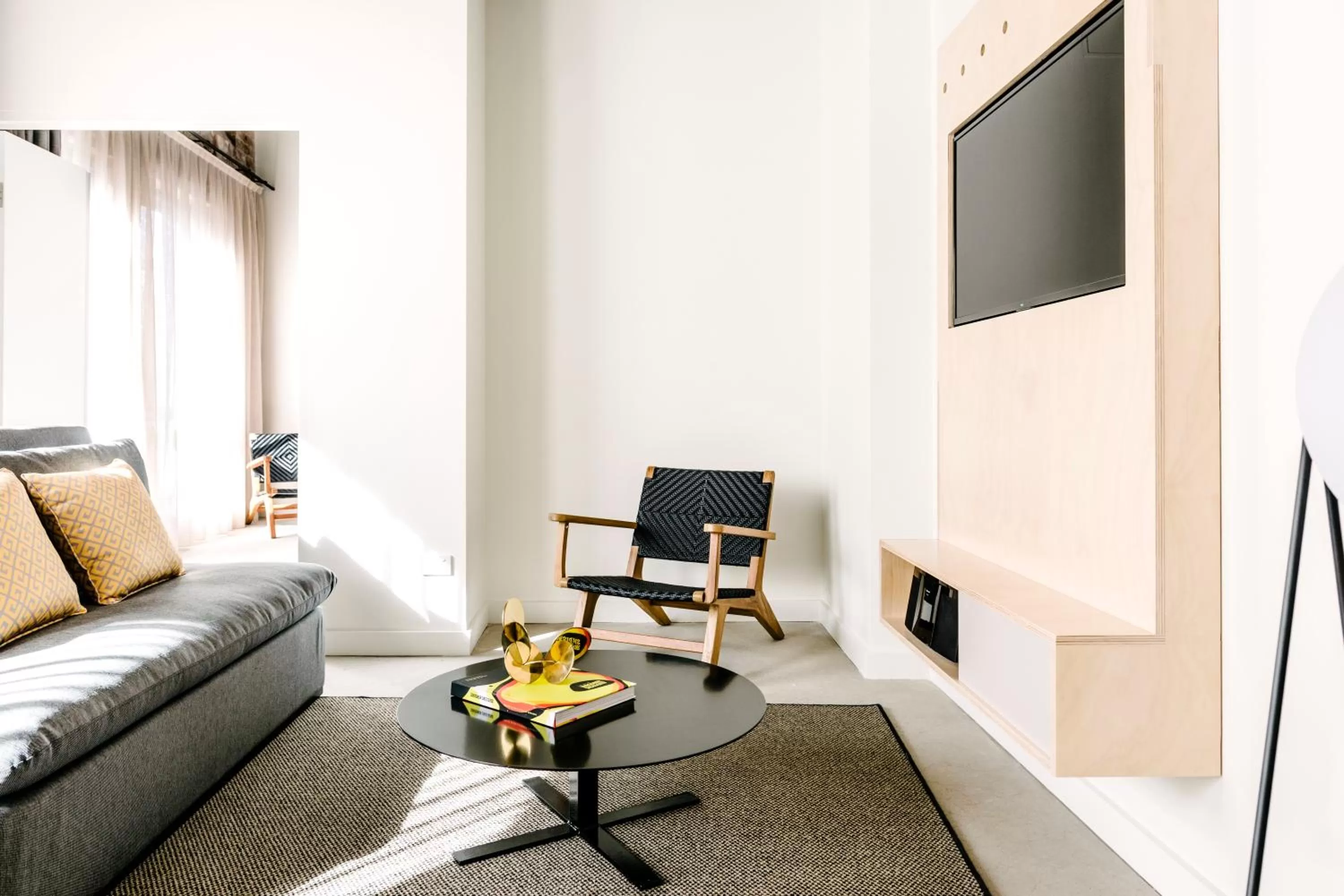 Living room in Veriu Broadway