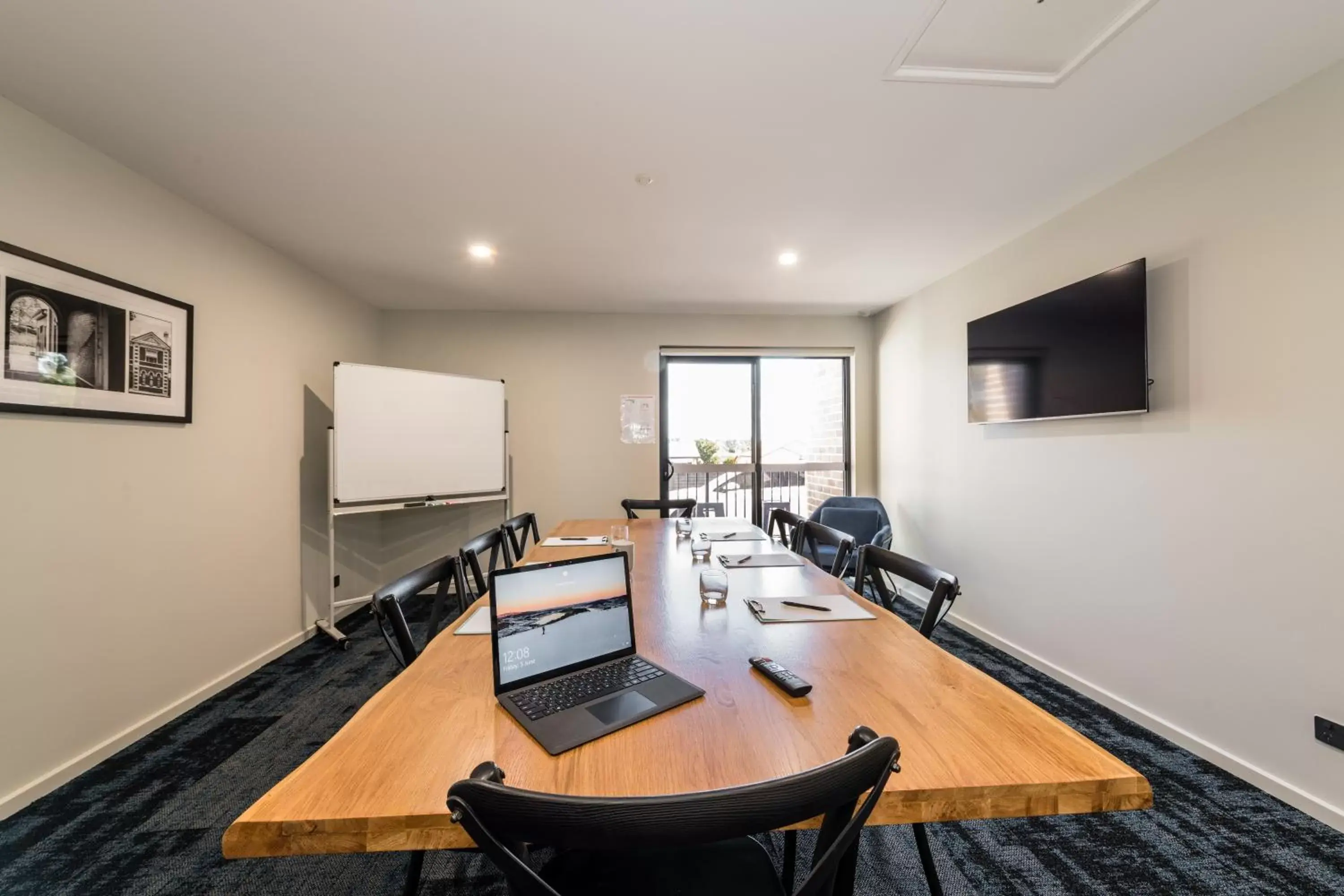 Meeting/conference room in AVENUE MOTEL APARTMENTS