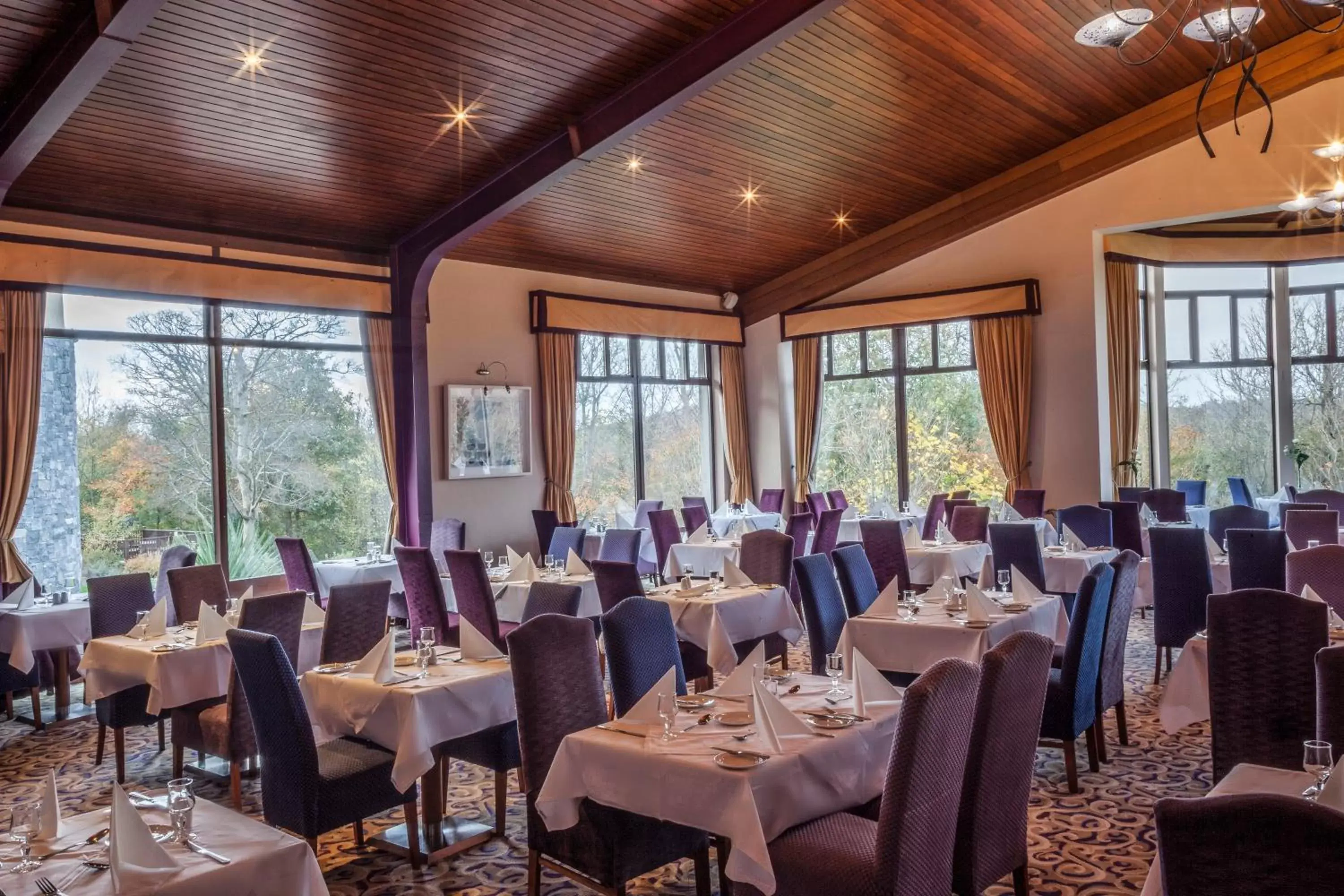 Restaurant/Places to Eat in Westport Woods Hotel & Spa