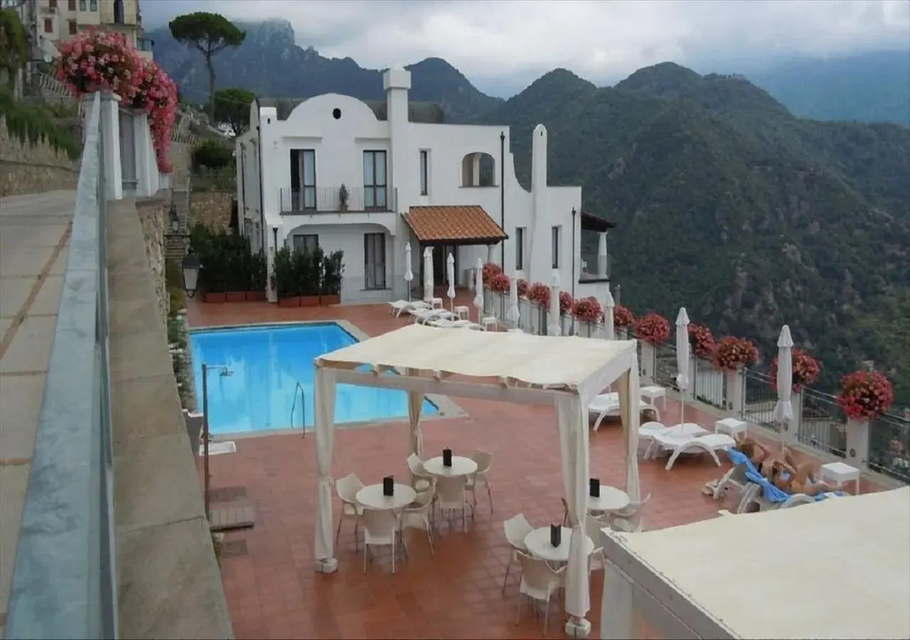 Day, Swimming Pool in Villa Piedimonte