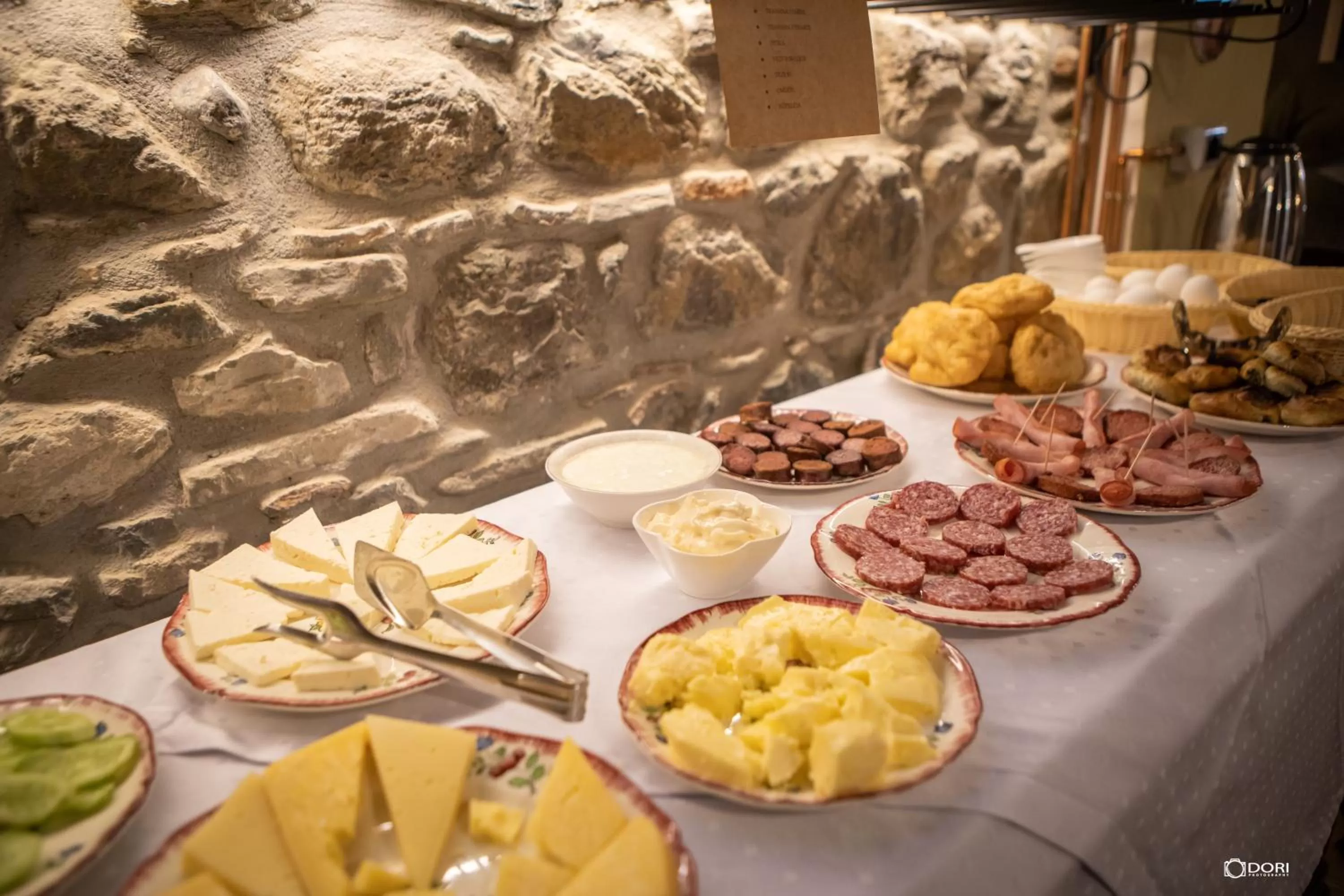 Buffet breakfast in Vila Sonnet