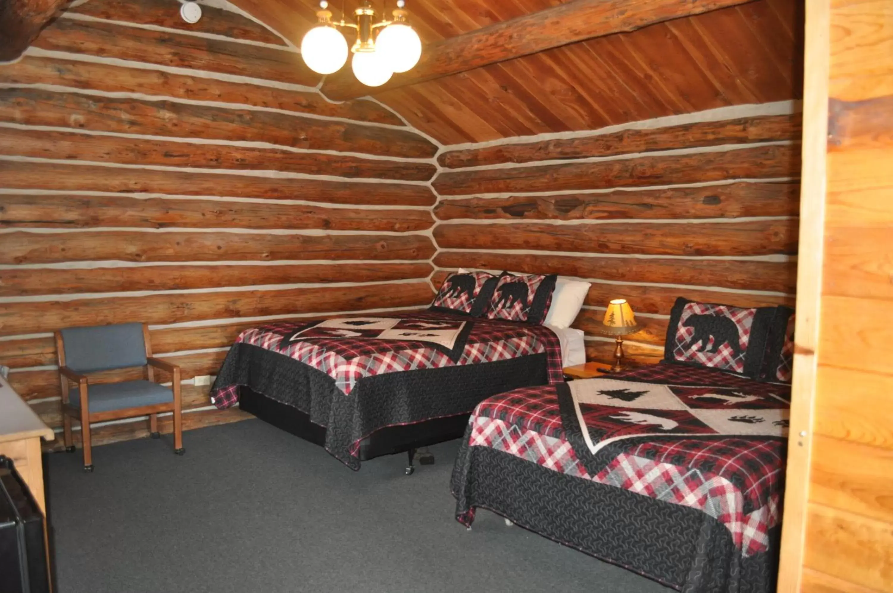 Bedroom, Bed in Crooked Creek Guest Ranch