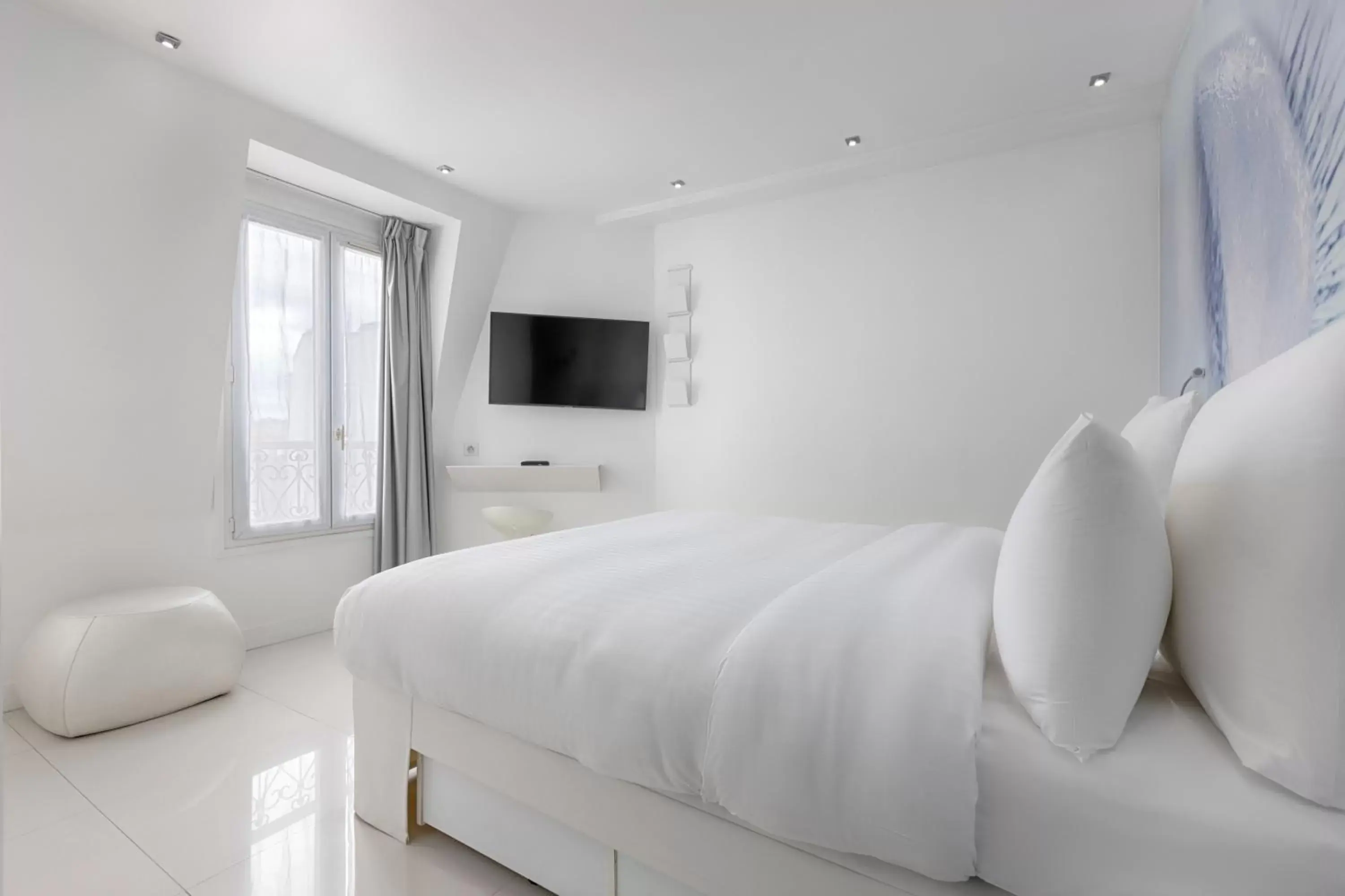 Photo of the whole room, Bed in Blc Design Hotel