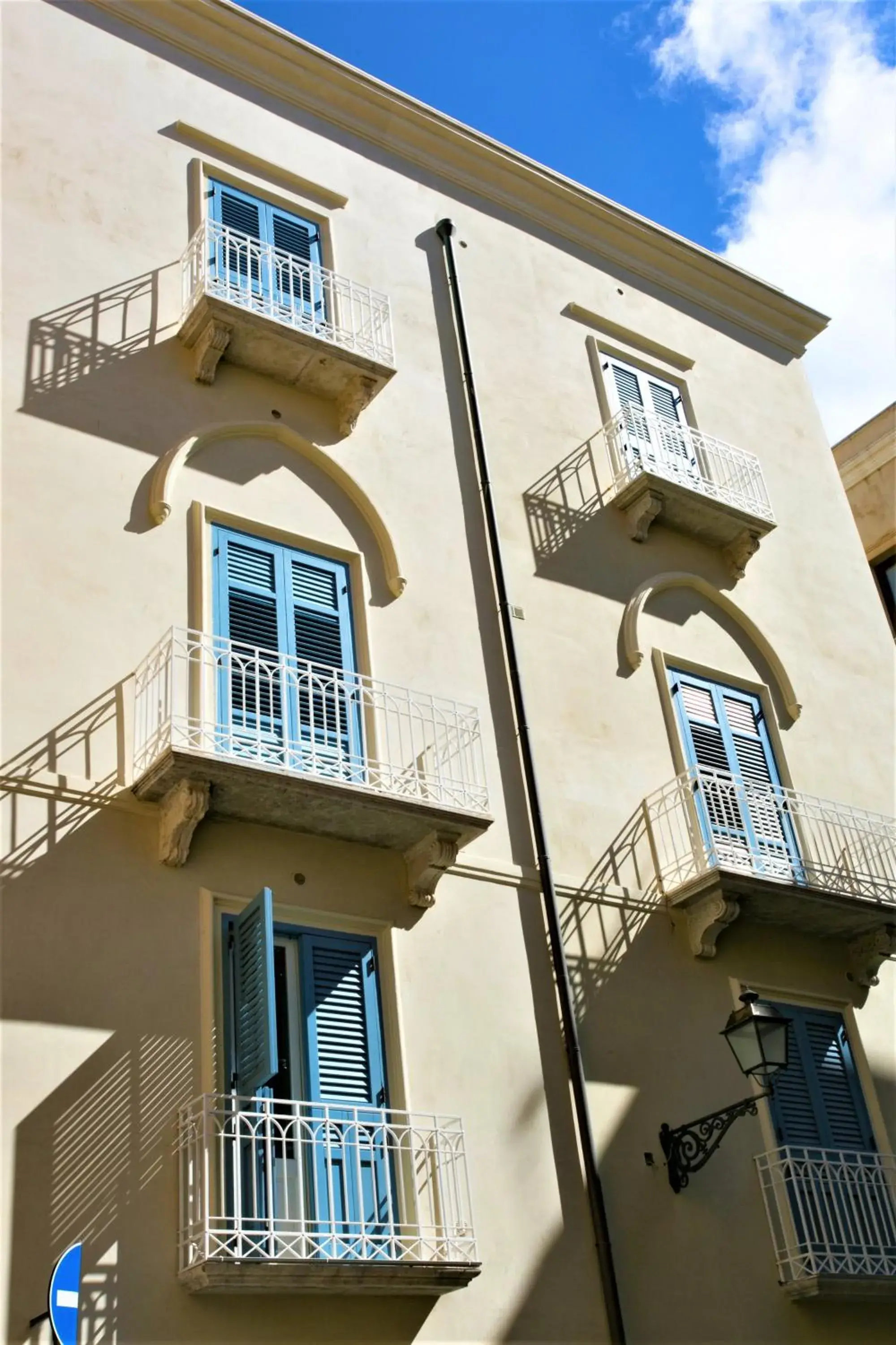 Balcony/Terrace, Property Building in ZIBIBBO SUITES & ROOMS - XIX Palazzo Mauro