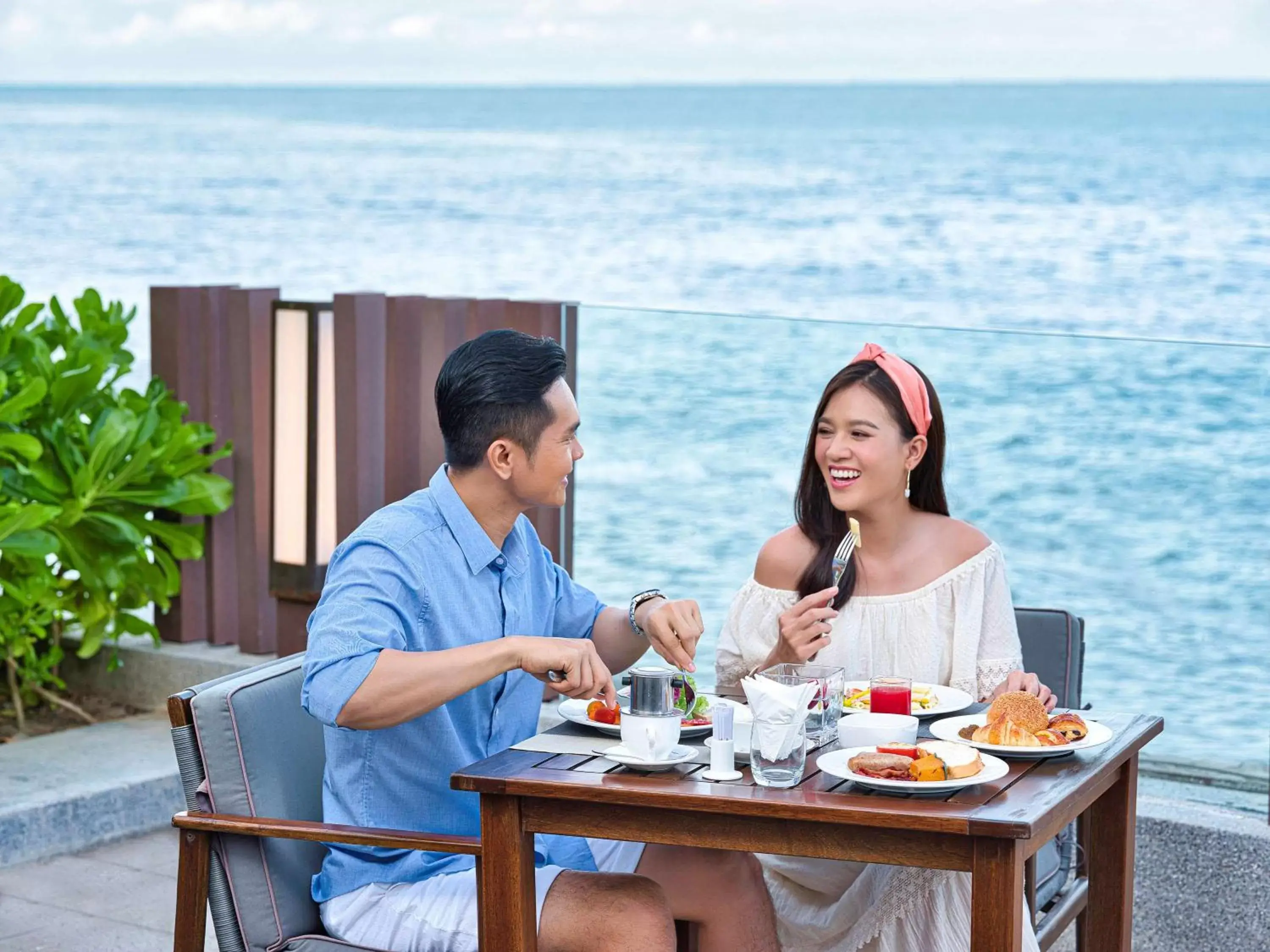 Restaurant/places to eat in Mercure Vung Tau Resort Restaurant/places to eat in Mercure Vung Tau Resort