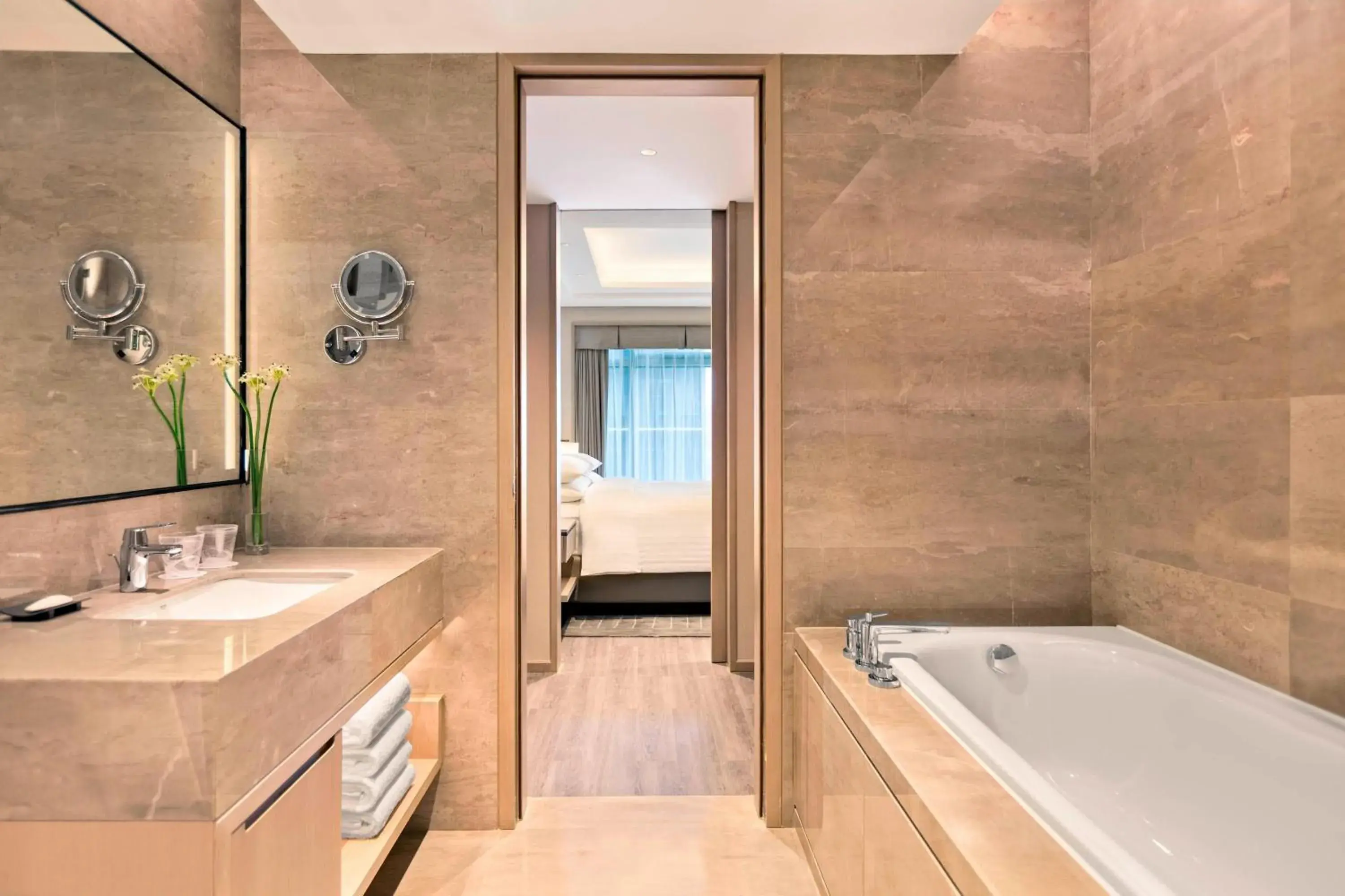 Bathroom in Marriott Executive Apartments Hangzhou Yuhang