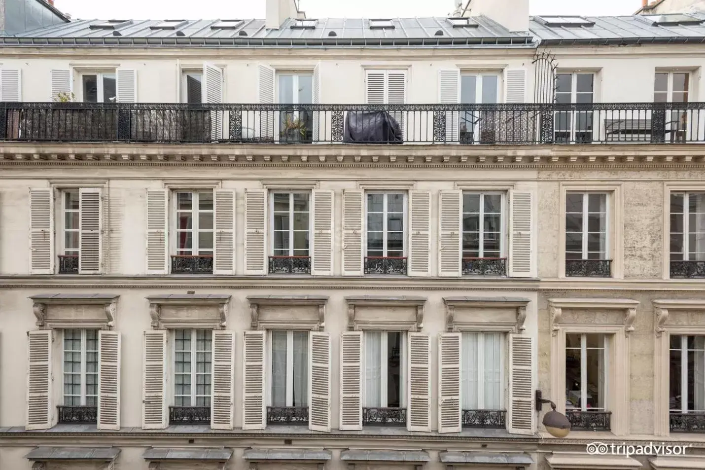 City view, Property Building in Hôtel La Sanguine