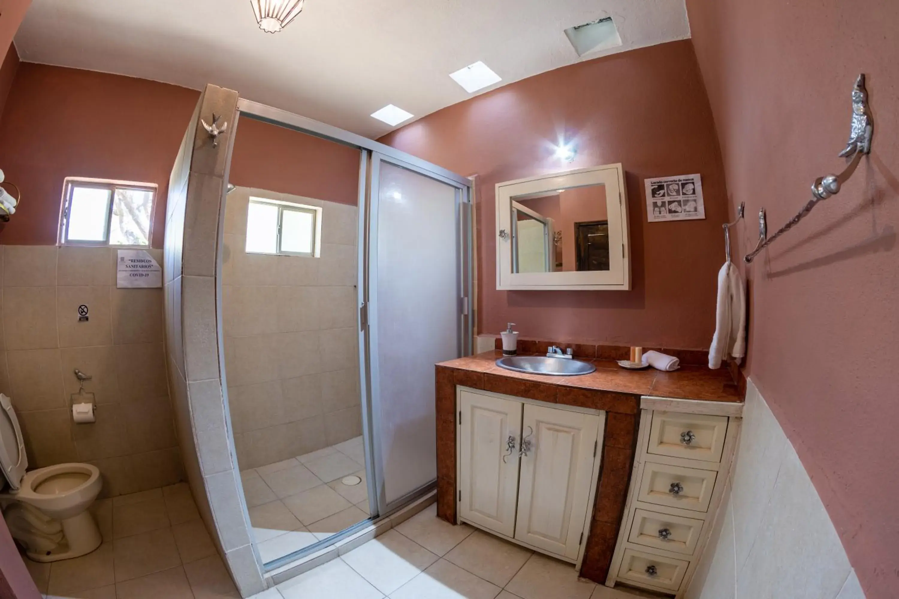 Bathroom in Hotel Casa Santamar