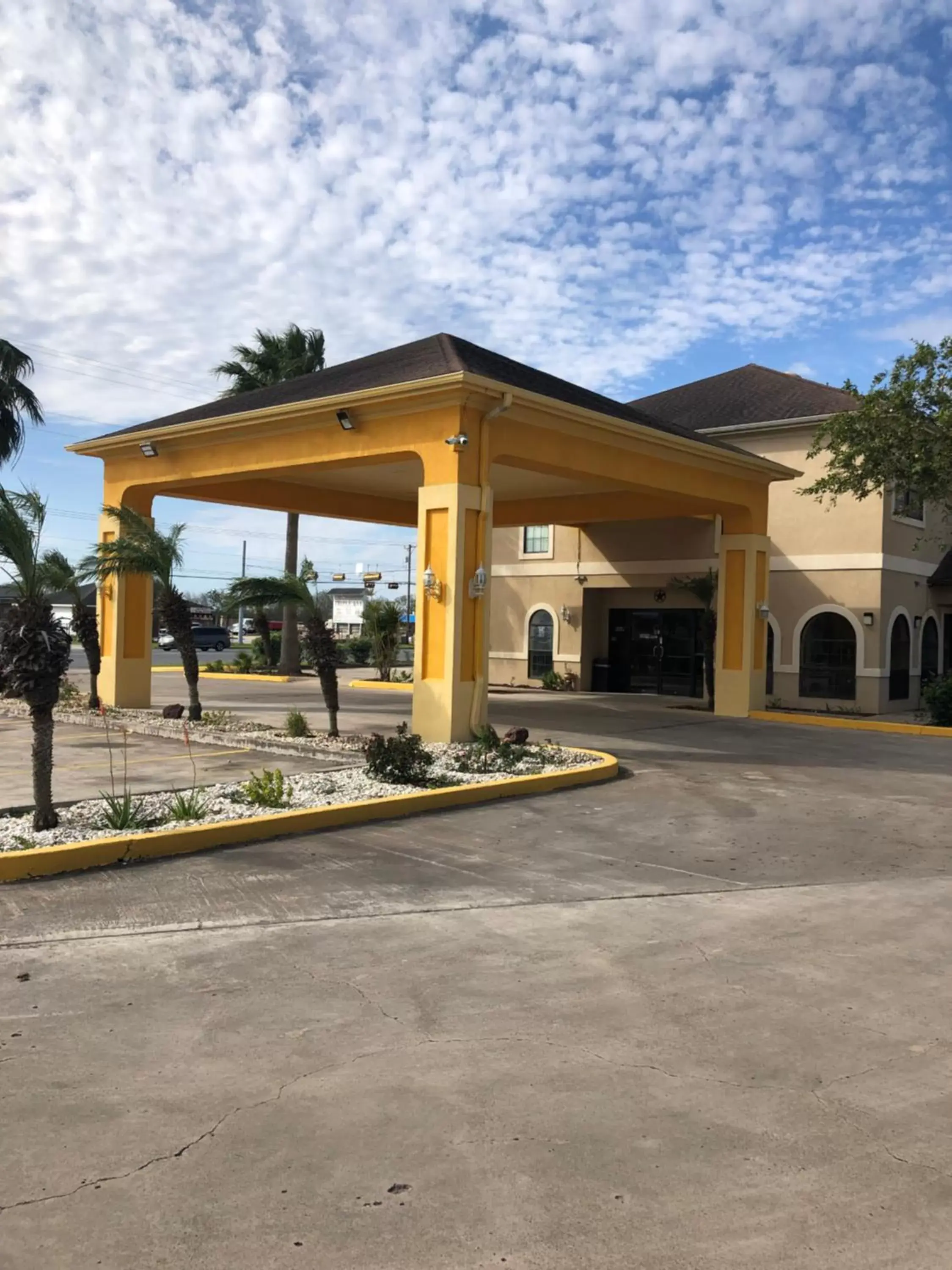 Facade/entrance in Los Fresnos Inn and Suites