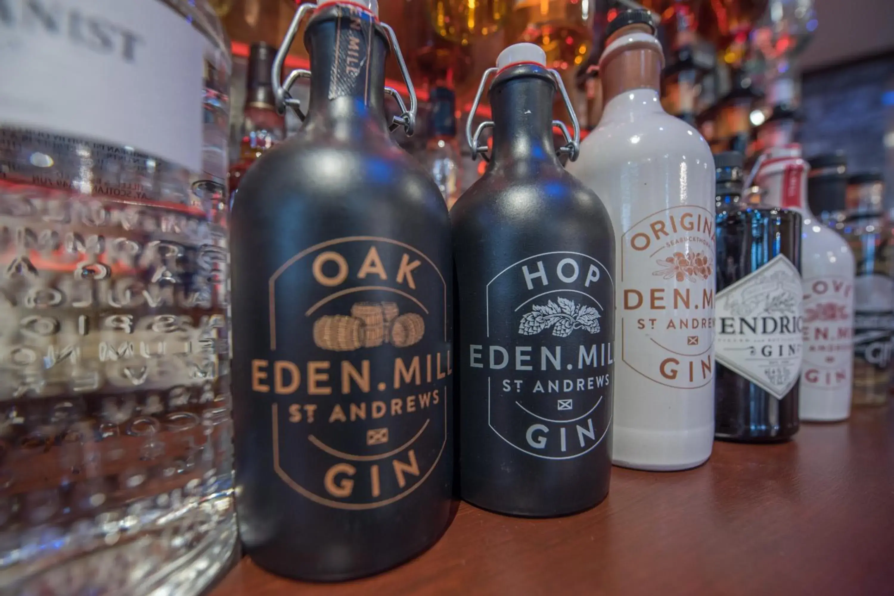 Lounge or bar in The Royal Hotel Lounge or bar in The Royal Hotel