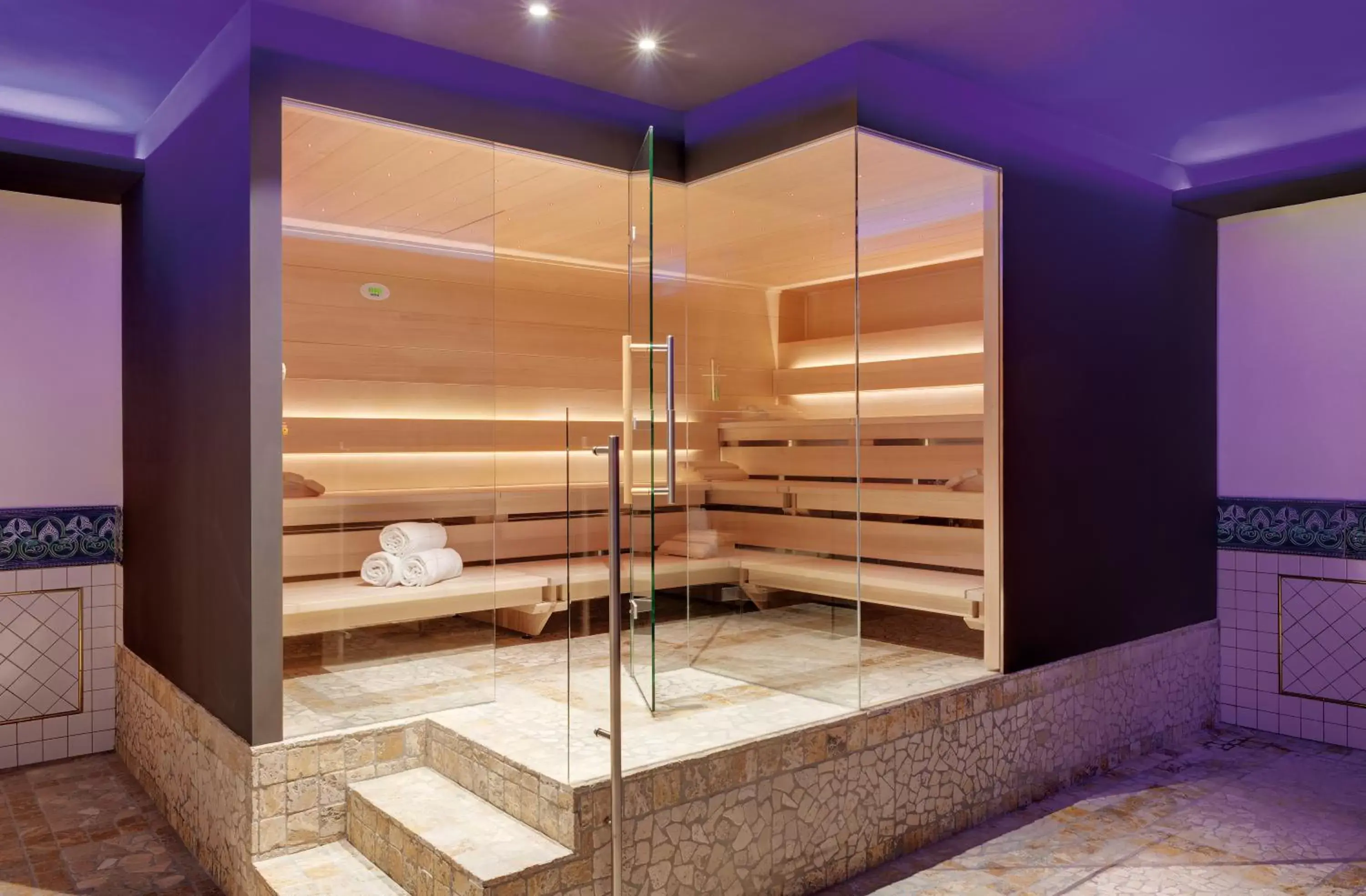 Sauna, Bathroom in Steigenberger Hotel and Resort Camp de Mar