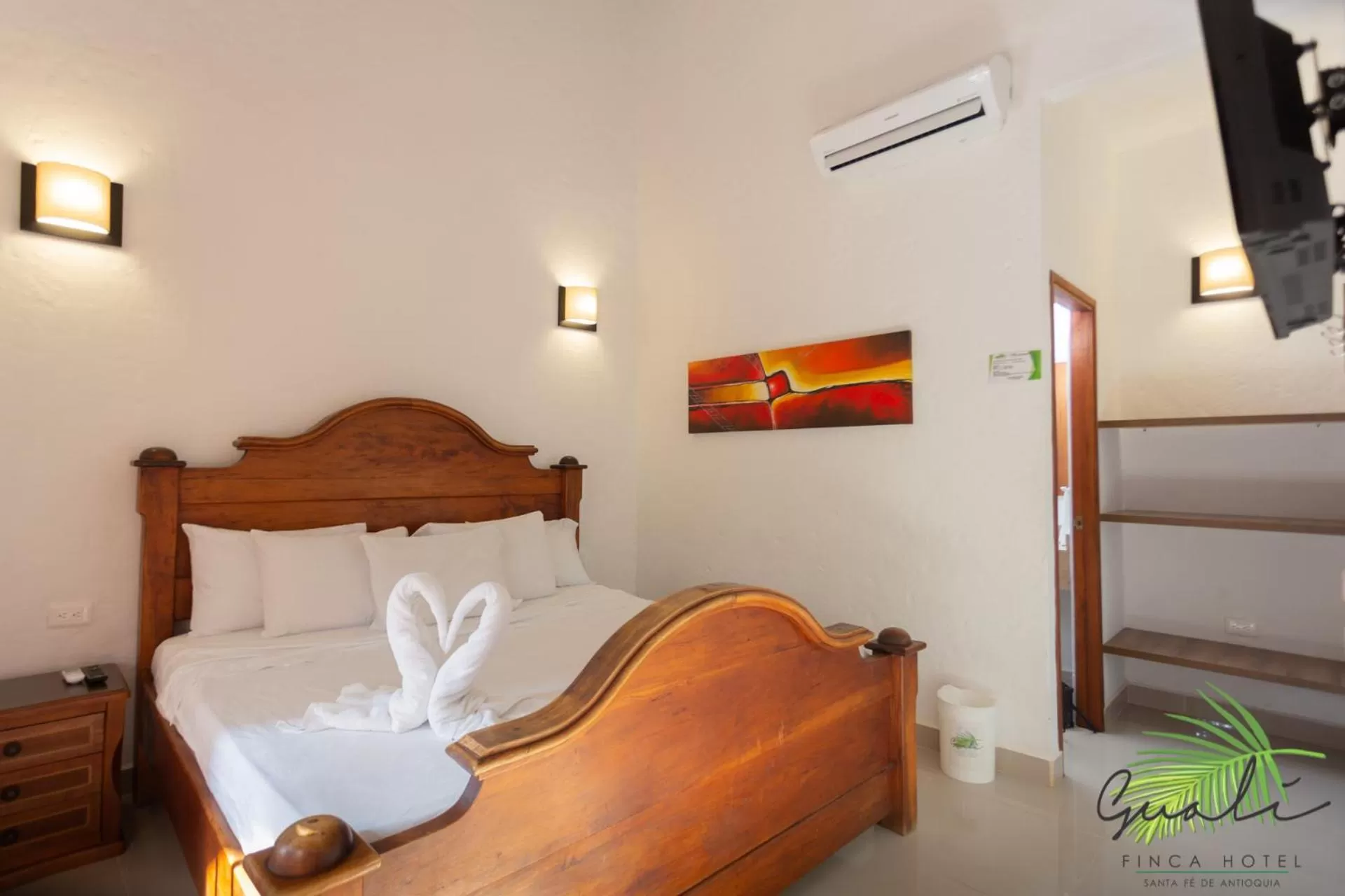 Bed in Finca Hotel Guali Santafe