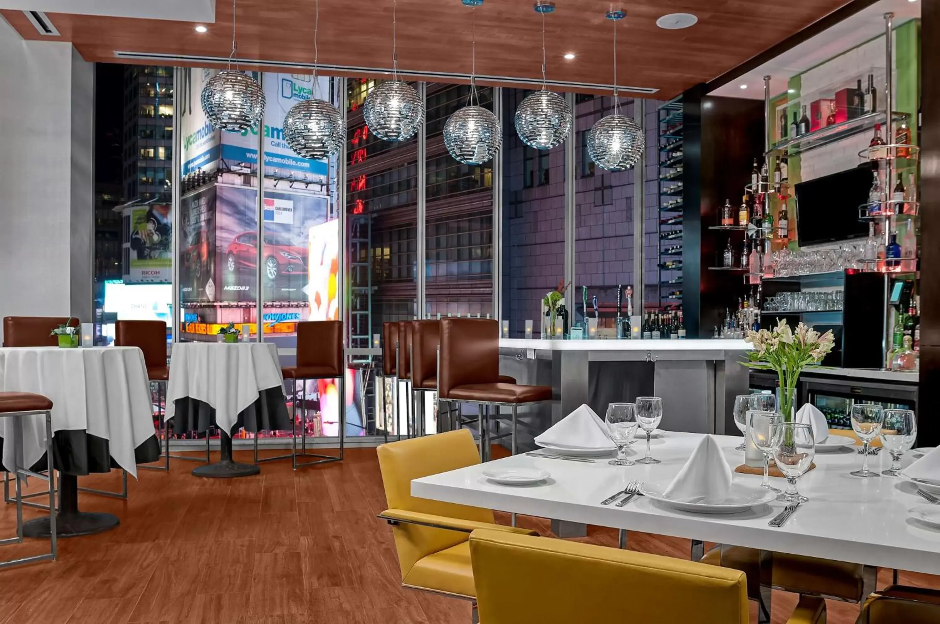 Lobby or reception, Restaurant/Places to Eat in Hilton Garden Inn New York - Times Square Central