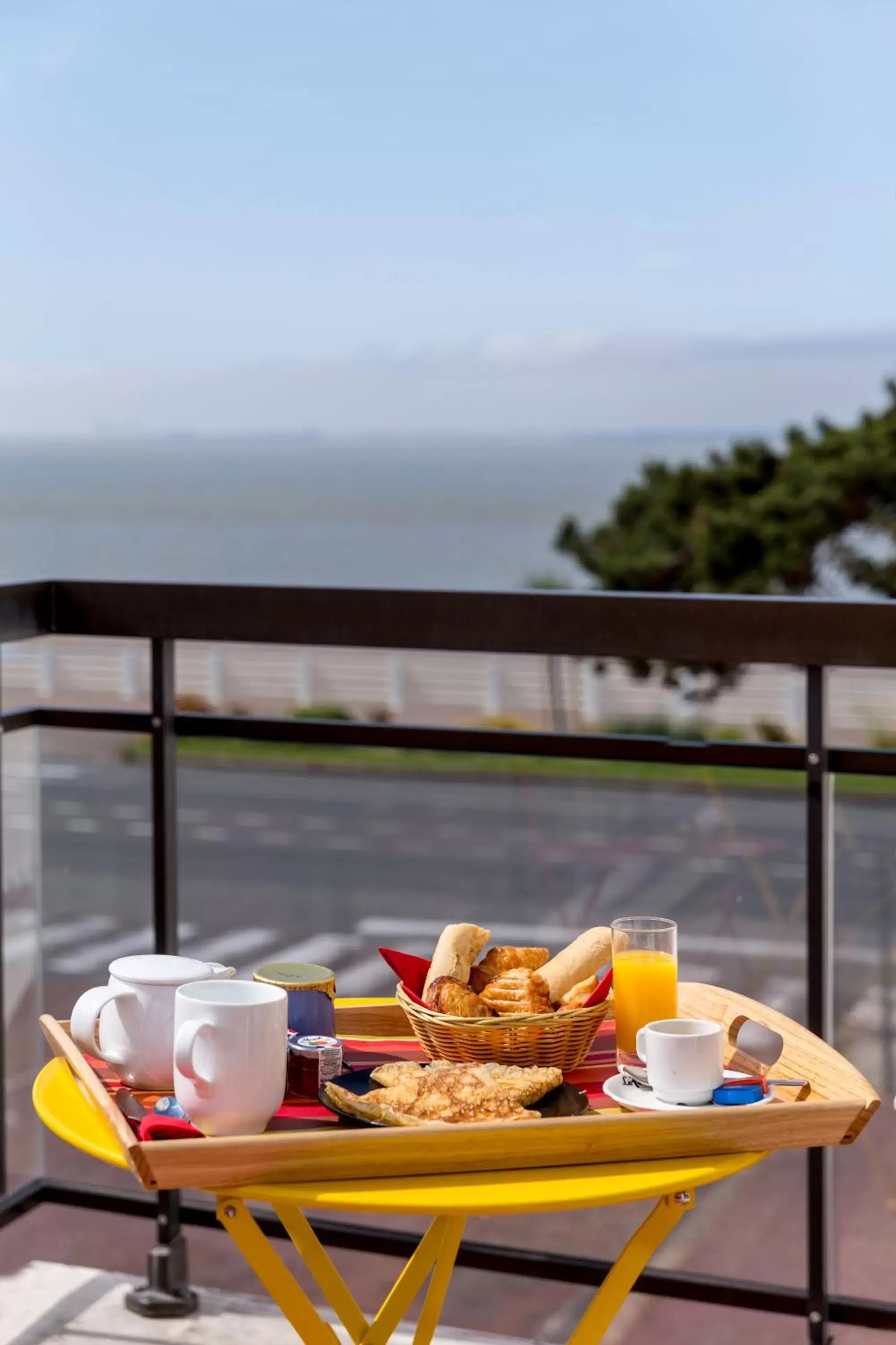 Continental breakfast, Breakfast in Best Western Hôtel Royan Océan