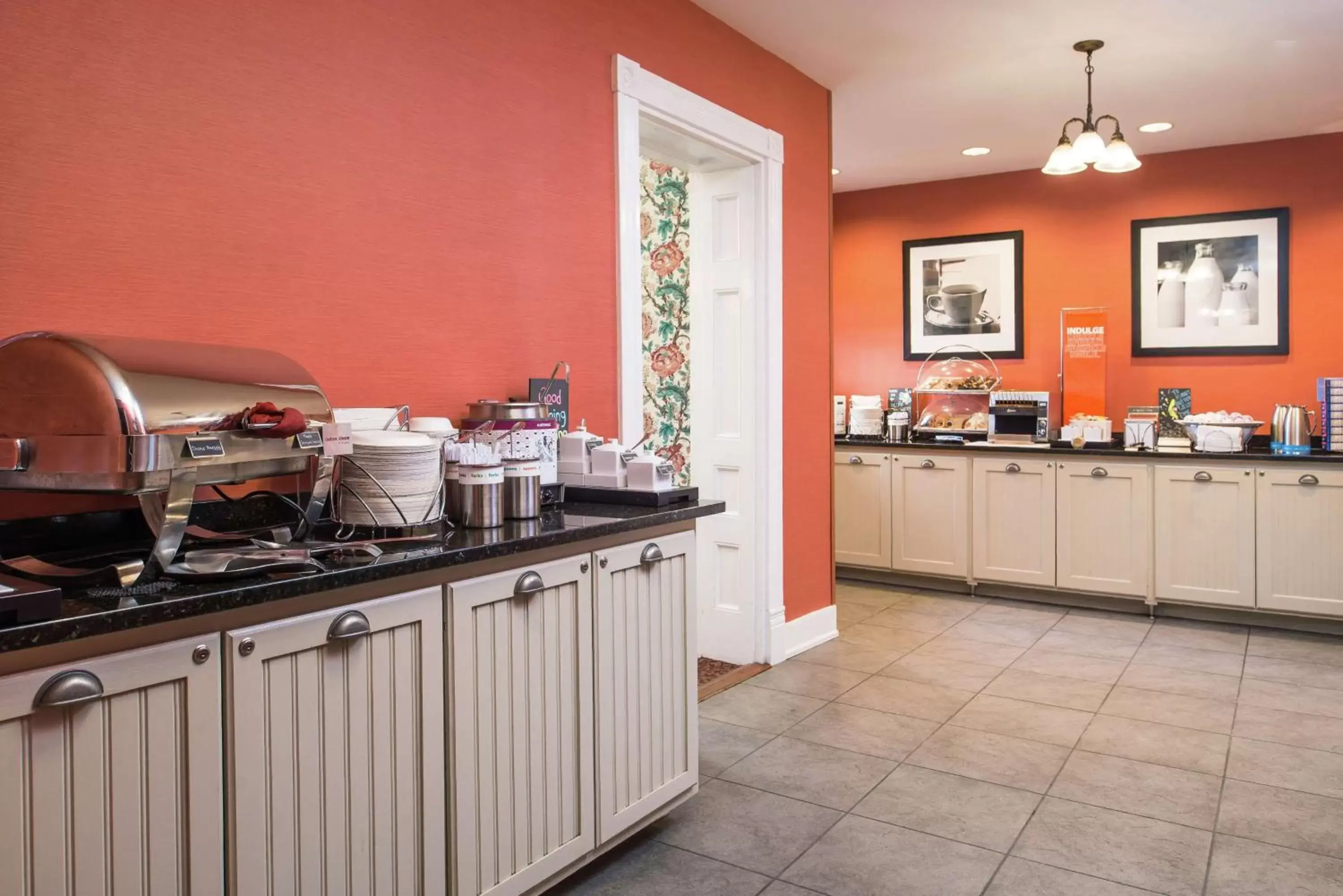 Dining area, Restaurant/Places to Eat in Hampton Inn Lexington Historic Area