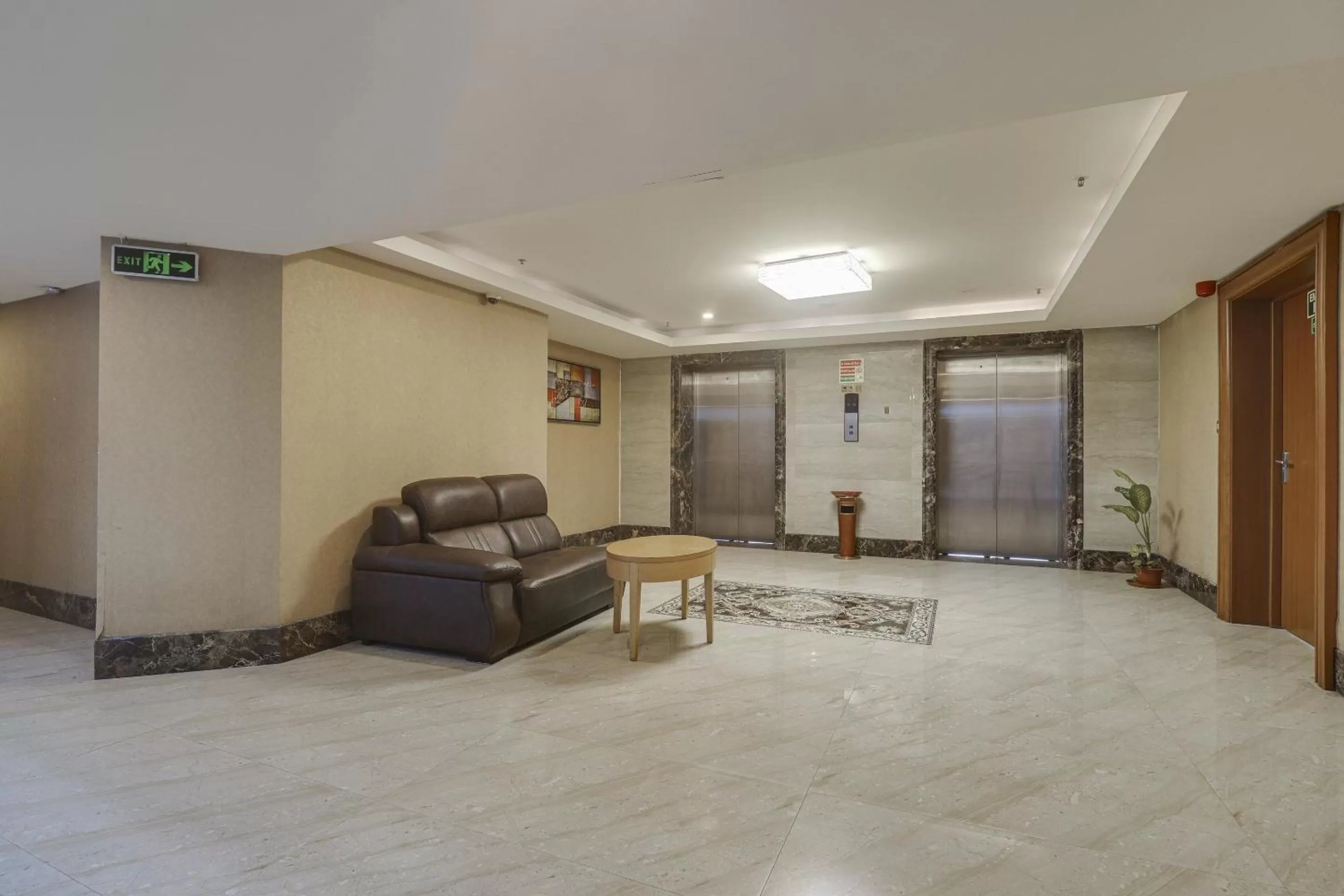 Lobby or reception, Seating Area in Palette - Hotel Chennai La Palace