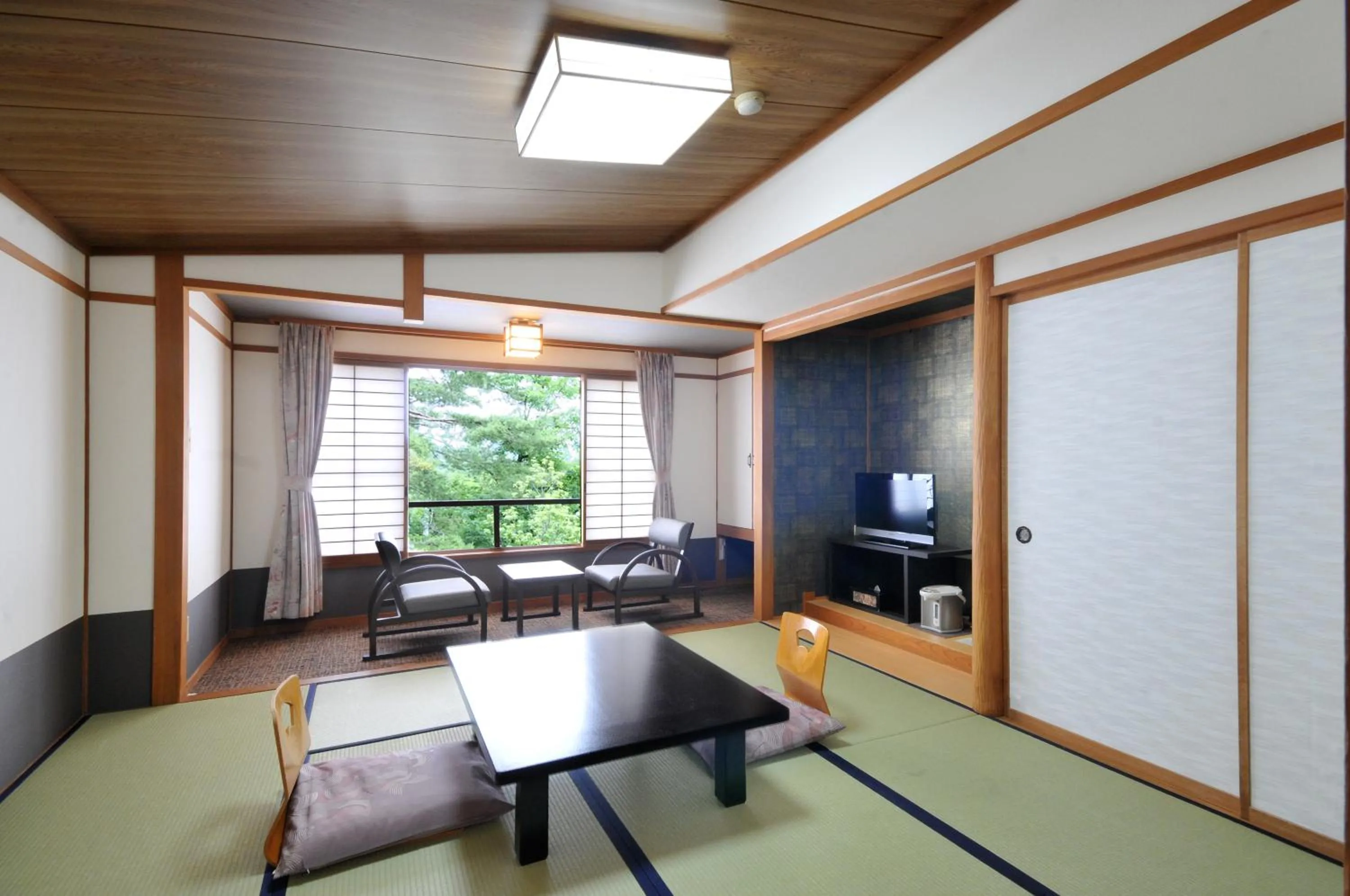 Photo of the whole room in Kurobe Kanko Hotel