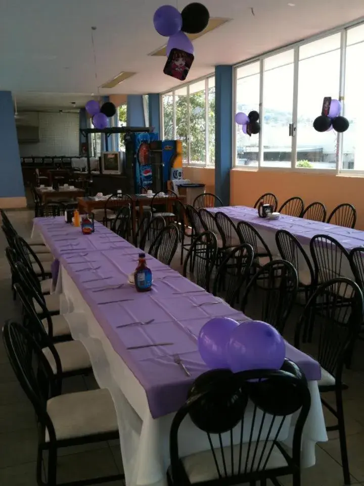 Banquet/Function facilities, Restaurant/Places to Eat in Dorados Acapulco