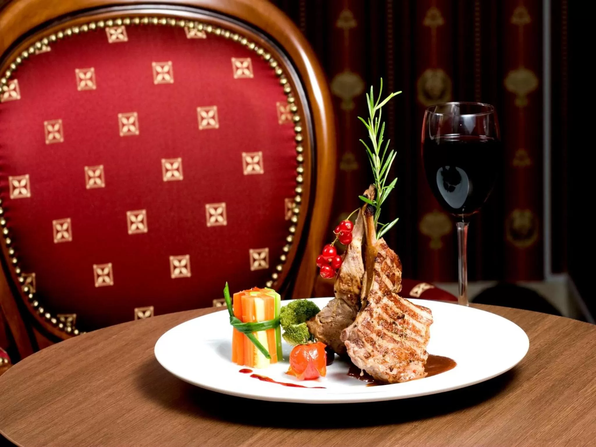 Food in Manhattan Hotel & Restaurant