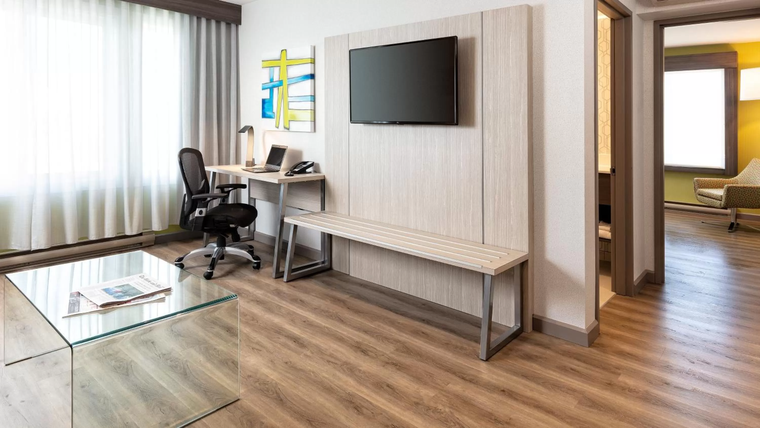 Bedroom in Holiday Inn Express Quebec City-Sainte Foy by IHG