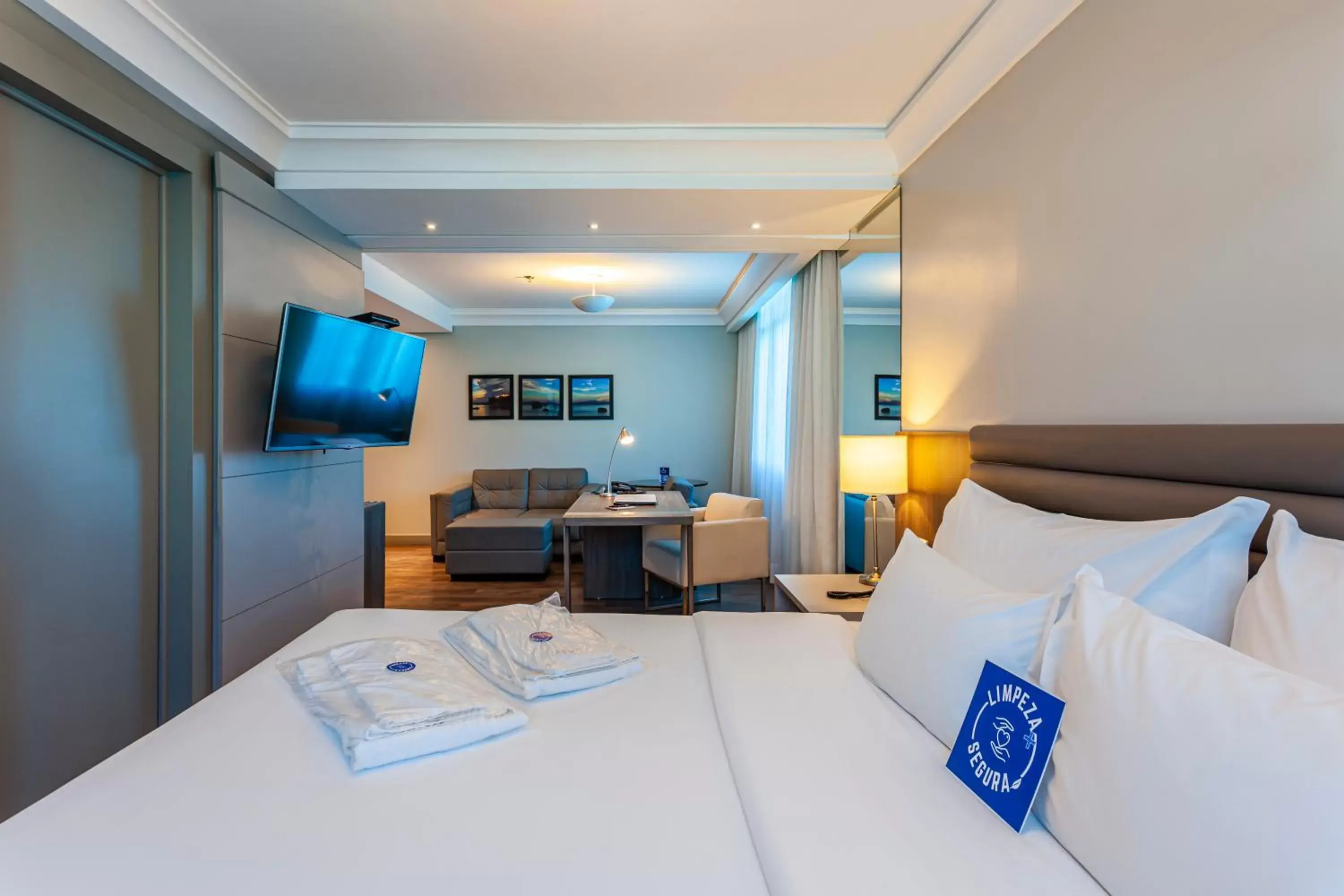 Bedroom, Bed in Blue Tree Premium Florianópolis