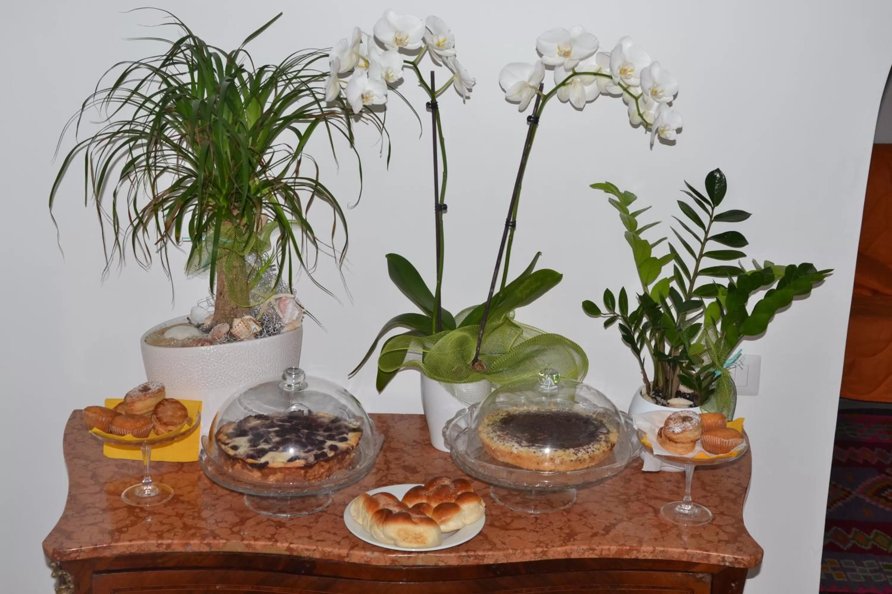 Continental breakfast in Terra Murata Boutique b&b