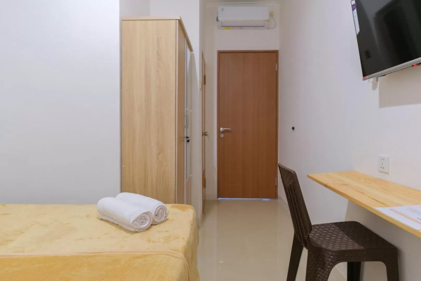 Bed in NYENYAK MRT Lebak Bulus Simatupang