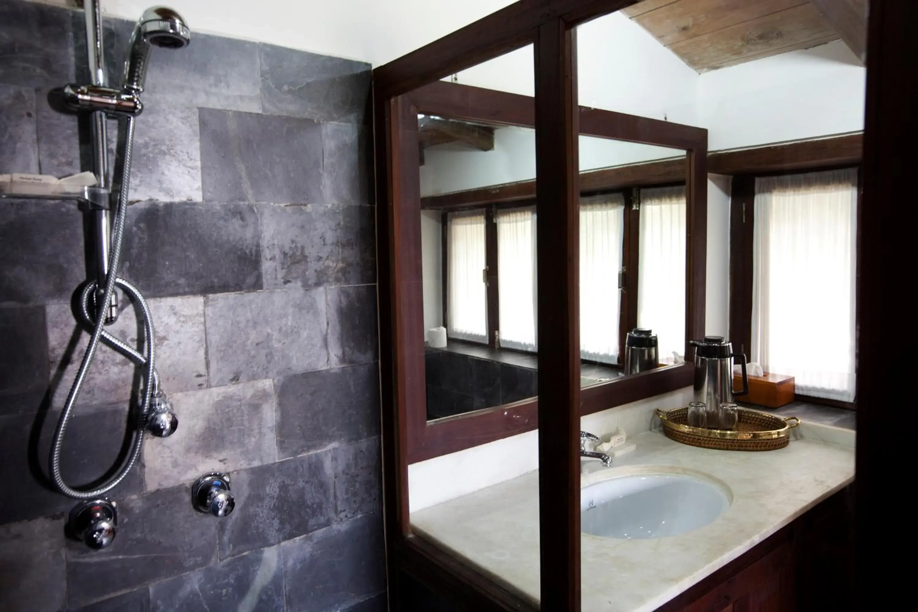 Shower, Bathroom in Tiger Mountain Pokhara Lodge
