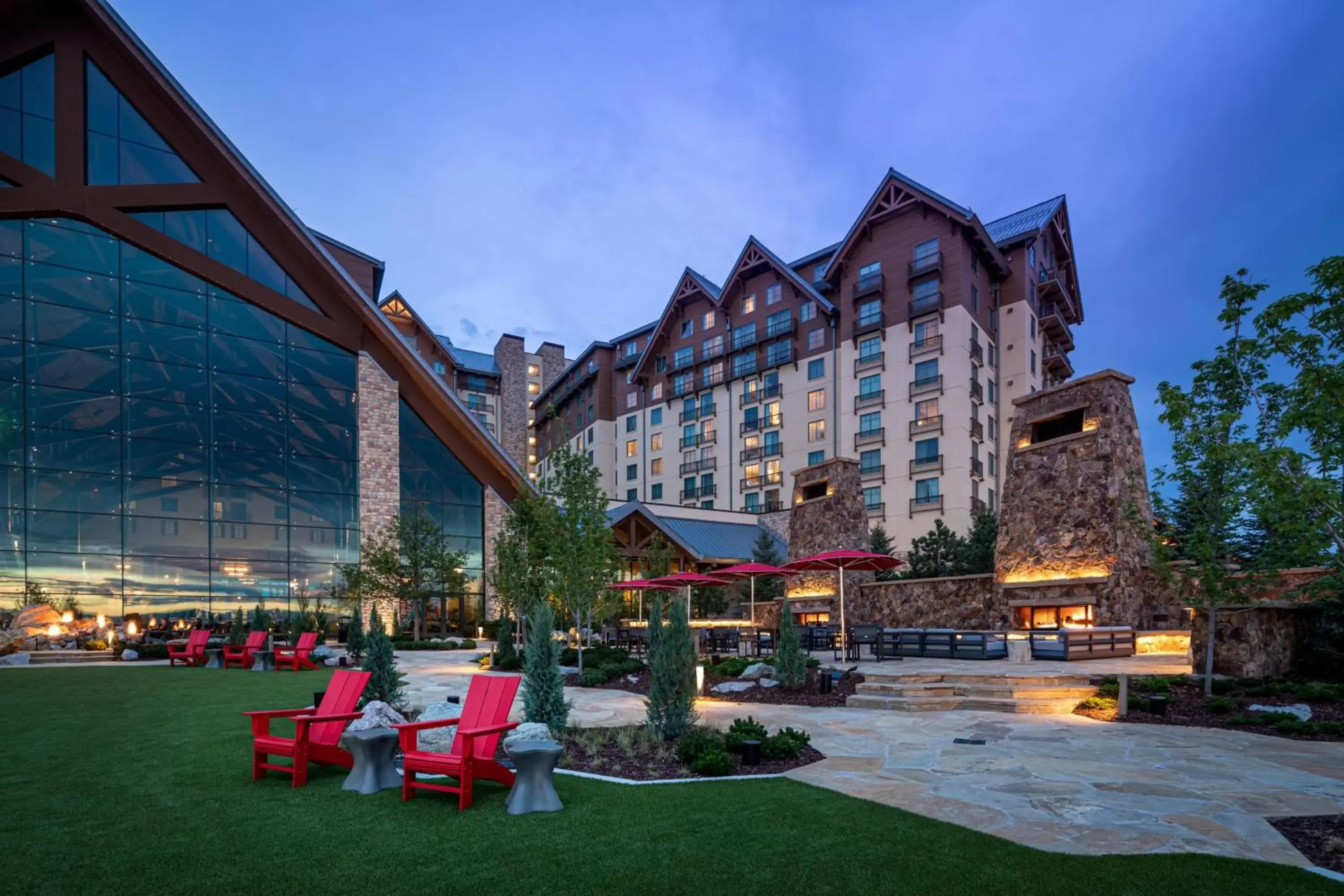 Property Building in Gaylord Rockies Resort & Convention Center