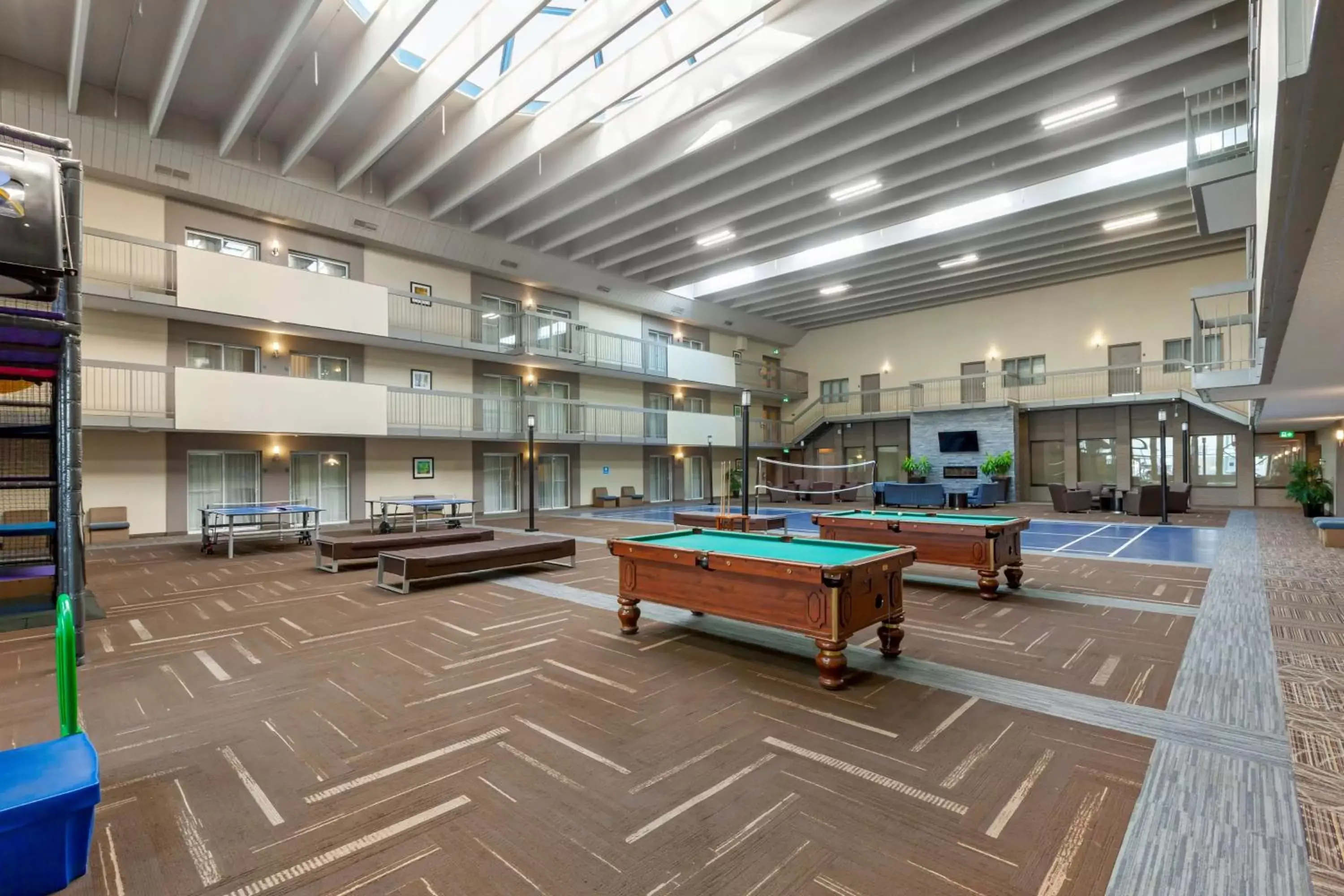 Property building, Billiards in Best Western Plus Leamington Hotel & Conference Centre