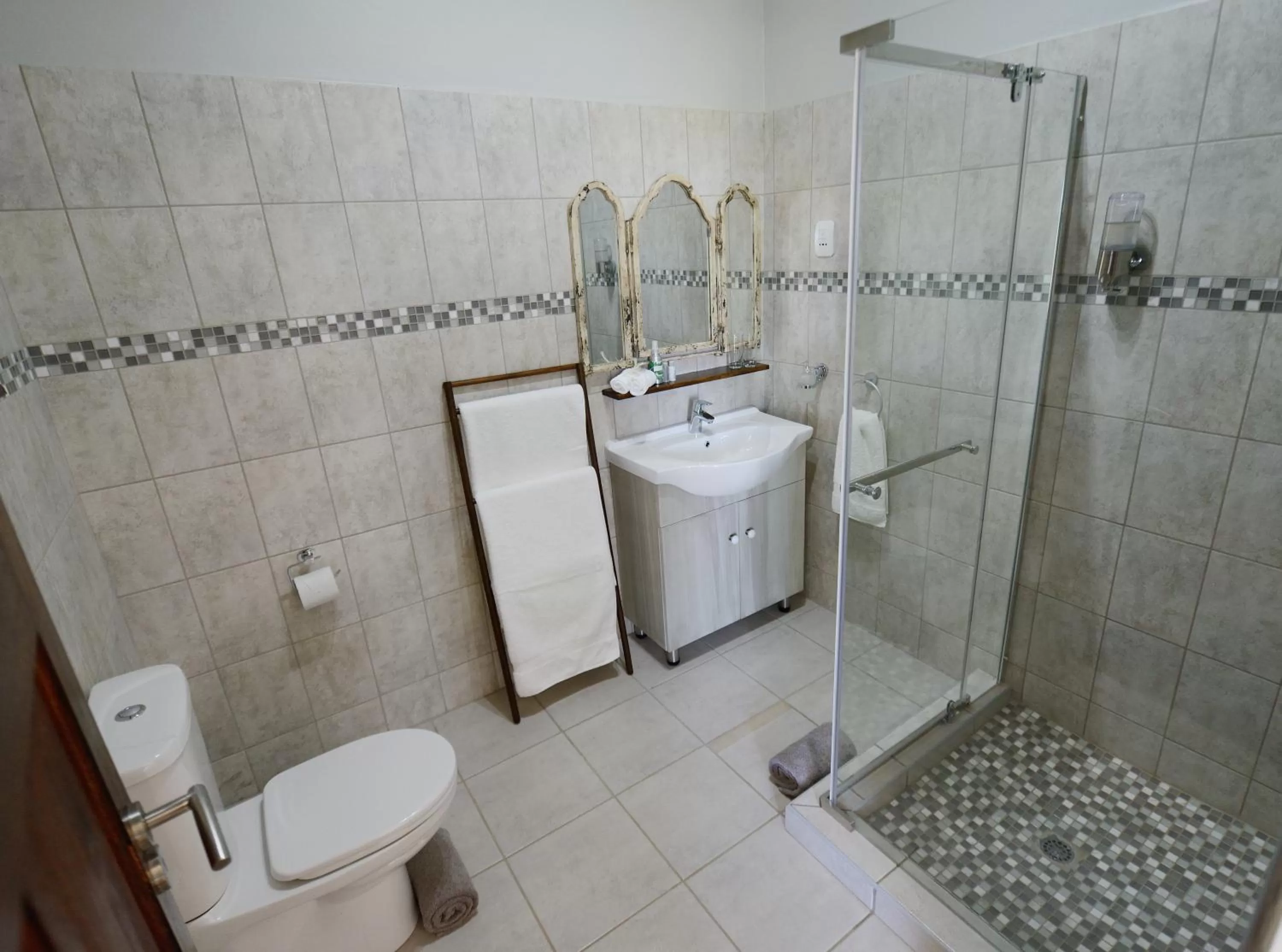 Jonkershoek Guest Farm