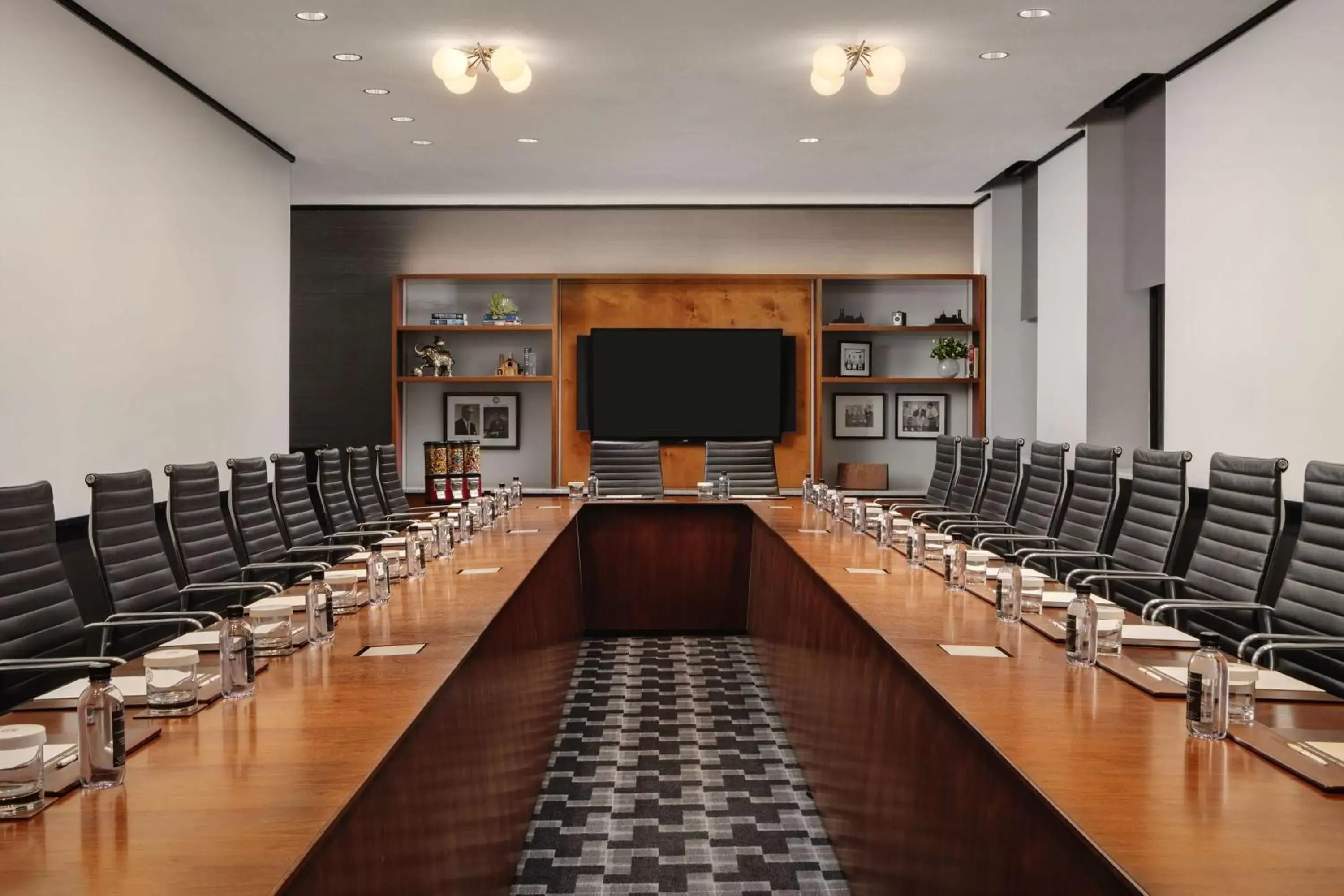 Meeting/conference room in Chicago Athletic Association, part of Hyatt