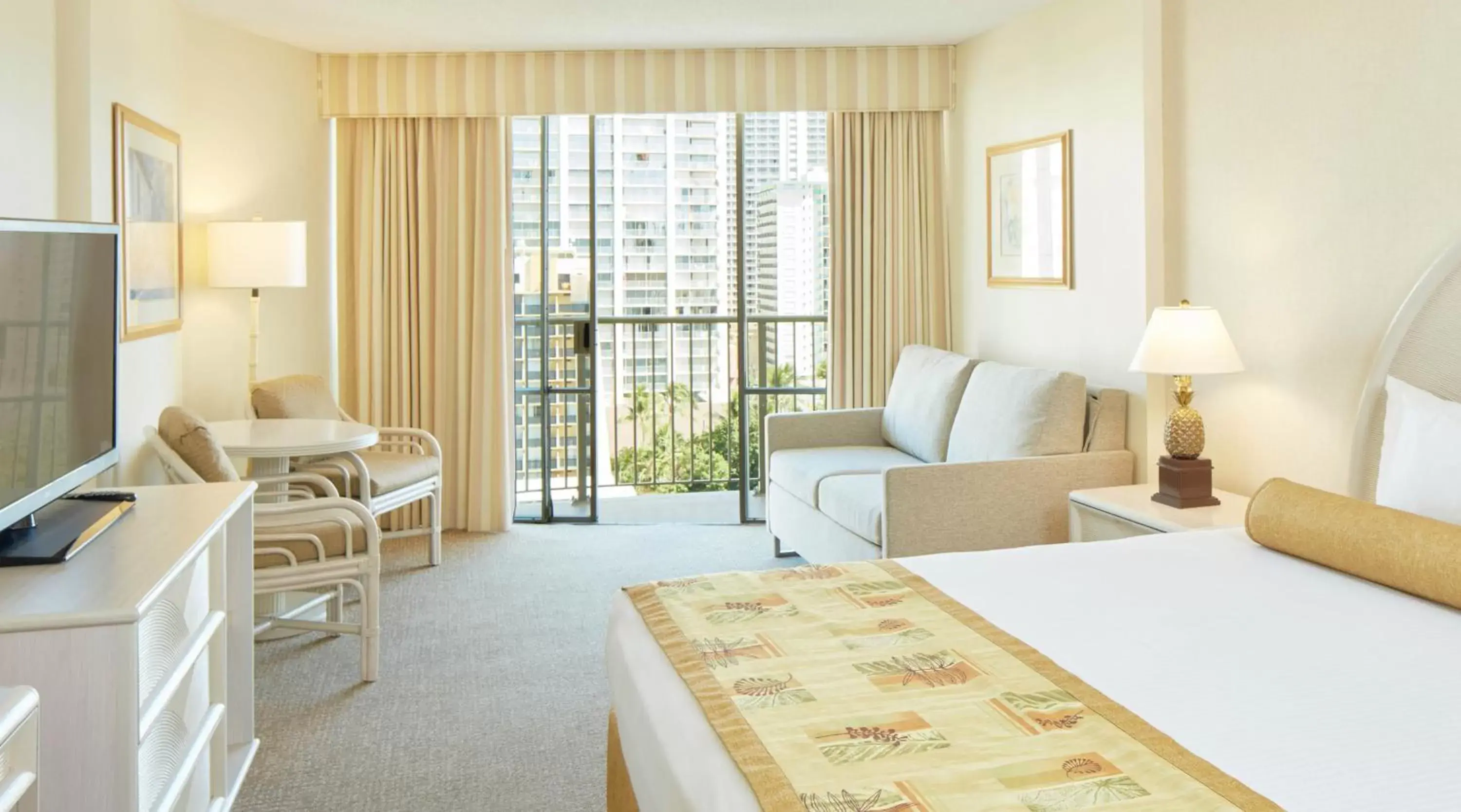 Bed, Seating Area in OHANA Waikiki East by OUTRIGGER