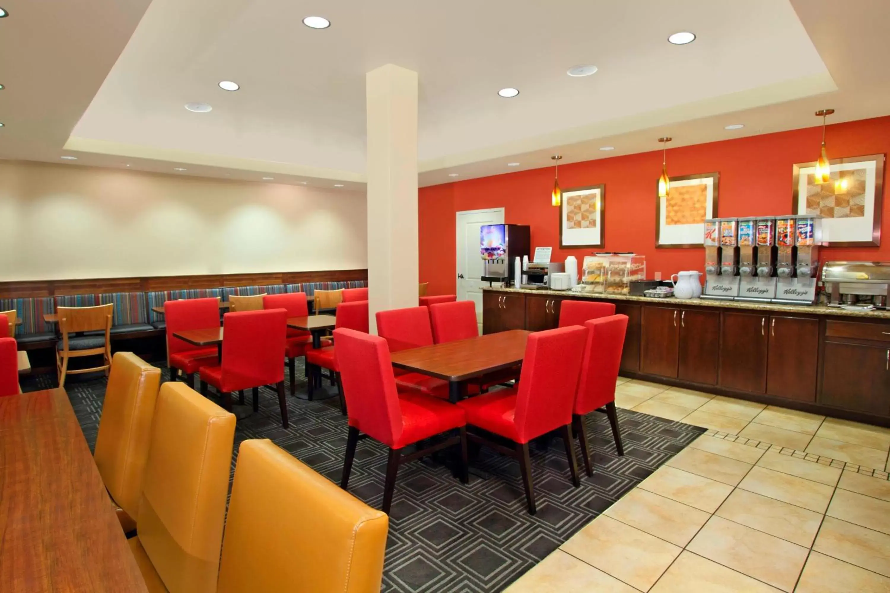 Breakfast, Restaurant/Places to Eat in TownePlace Suites St. George